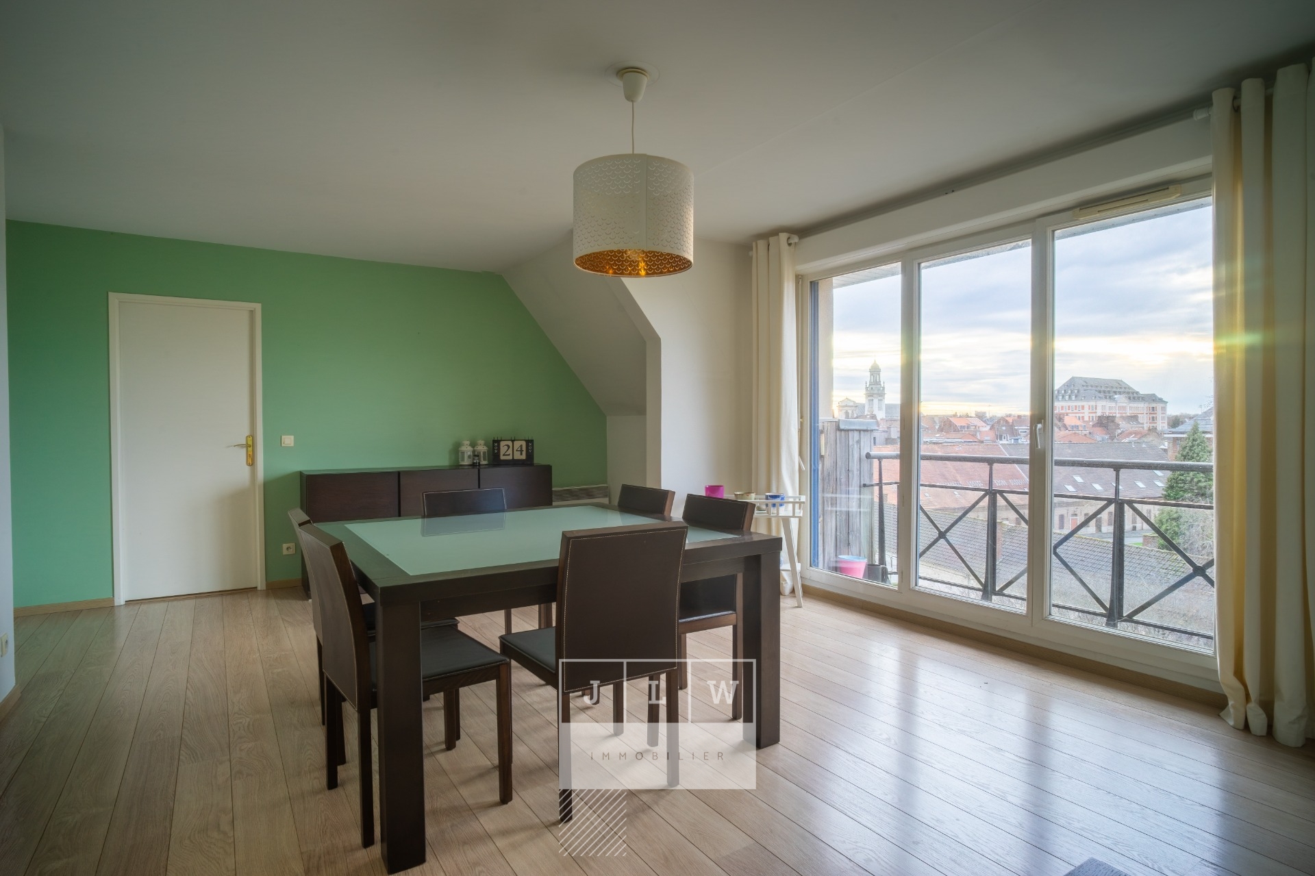 Vieux lille appartement 3 chambres avec balcon et parking Photo 1 - JLW Immobilier