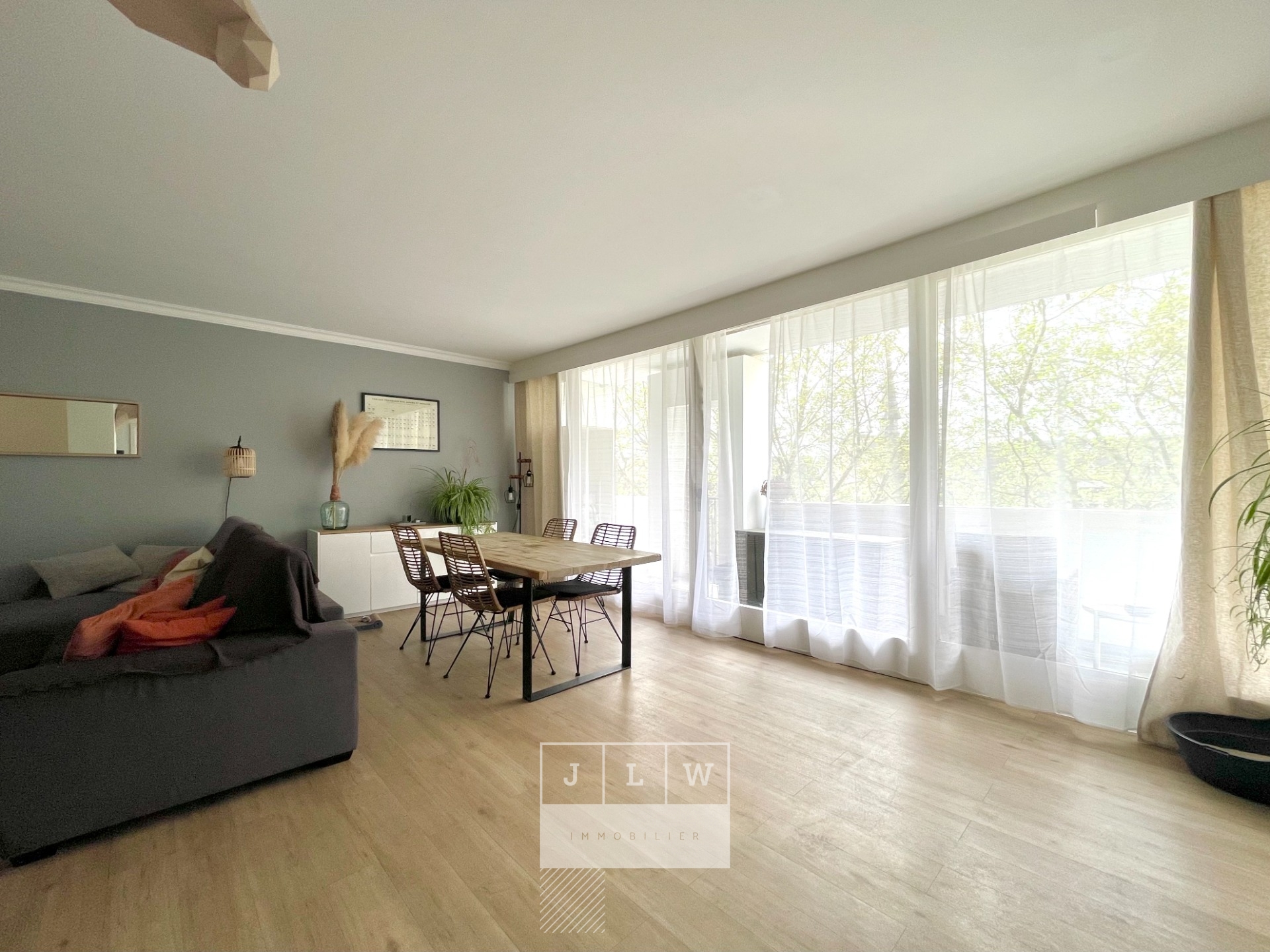Hyper centre bel appartement traversant avec exterieurs Photo 1 - JLW Immobilier