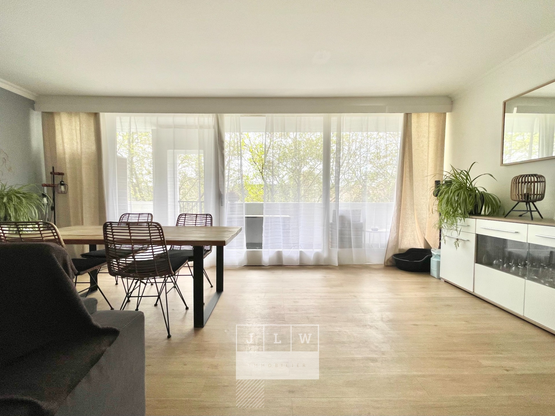 Hyper centre bel appartement traversant avec exterieurs Photo 9 - JLW Immobilier