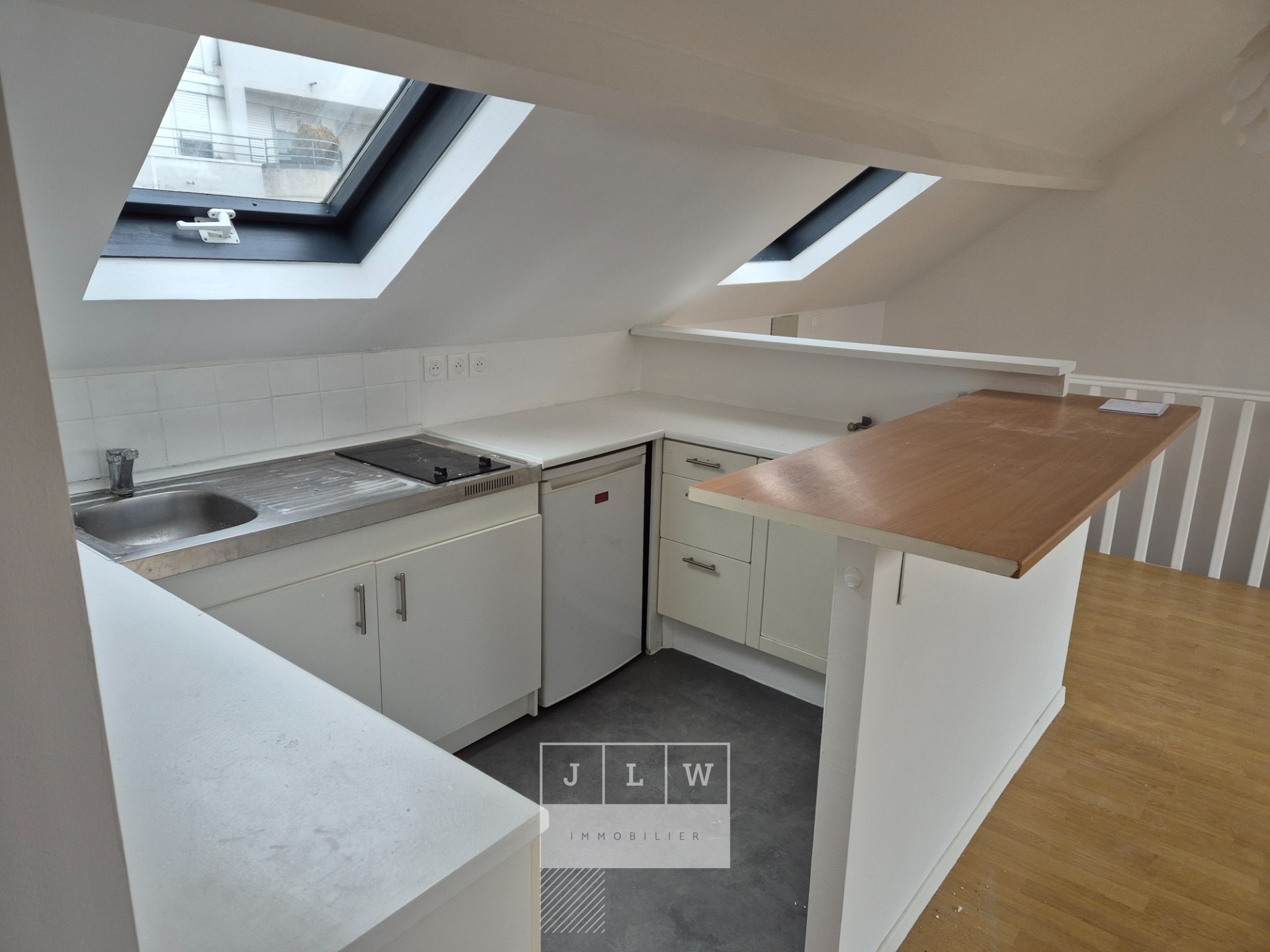 Appartement lumineux de type t2 bis avec terrasse sud Photo 2 - JLW Immobilier