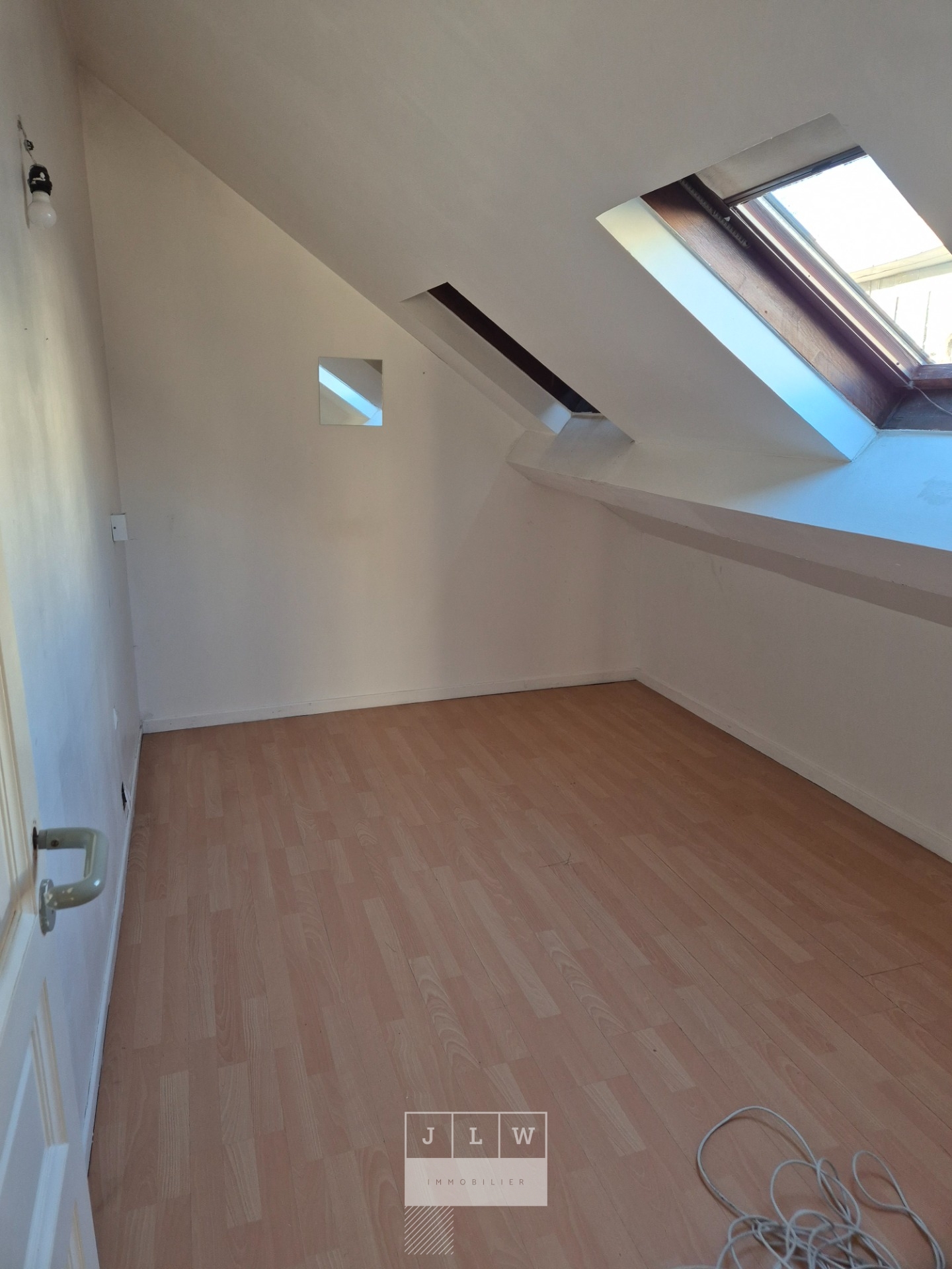 Appartement lumineux de type t2 bis avec terrasse sud Photo 11 - JLW Immobilier