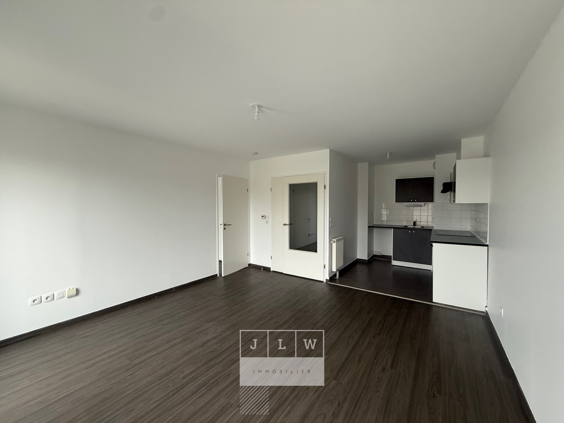 Ashw haubourdin t2 avec parking Photo 2 - JLW Immobilier Ashw haubourdin t2 avec parking Photo 2 - JLW Immobilier