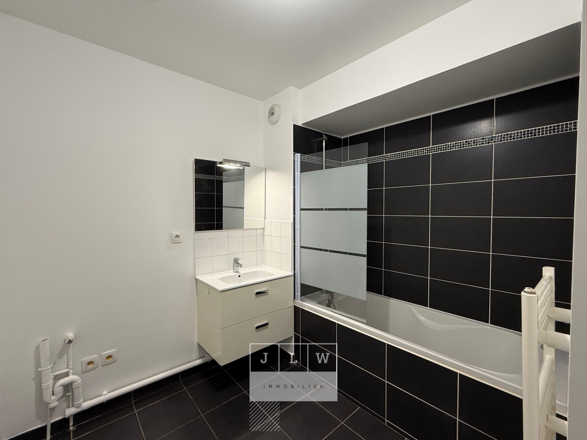 Ashw haubourdin t2 avec parking Photo 7 - JLW Immobilier Ashw haubourdin t2 avec parking Photo 7 - JLW Immobilier