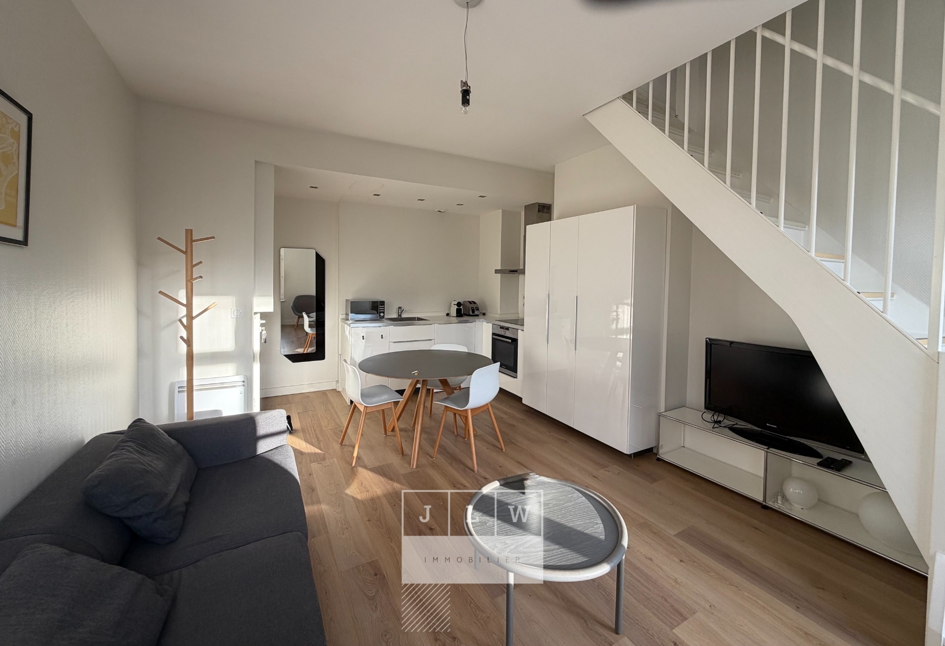 Aslo nb343 vieux lille tres beau type 2 meuble de 30m Photo 1 - JLW Immobilier