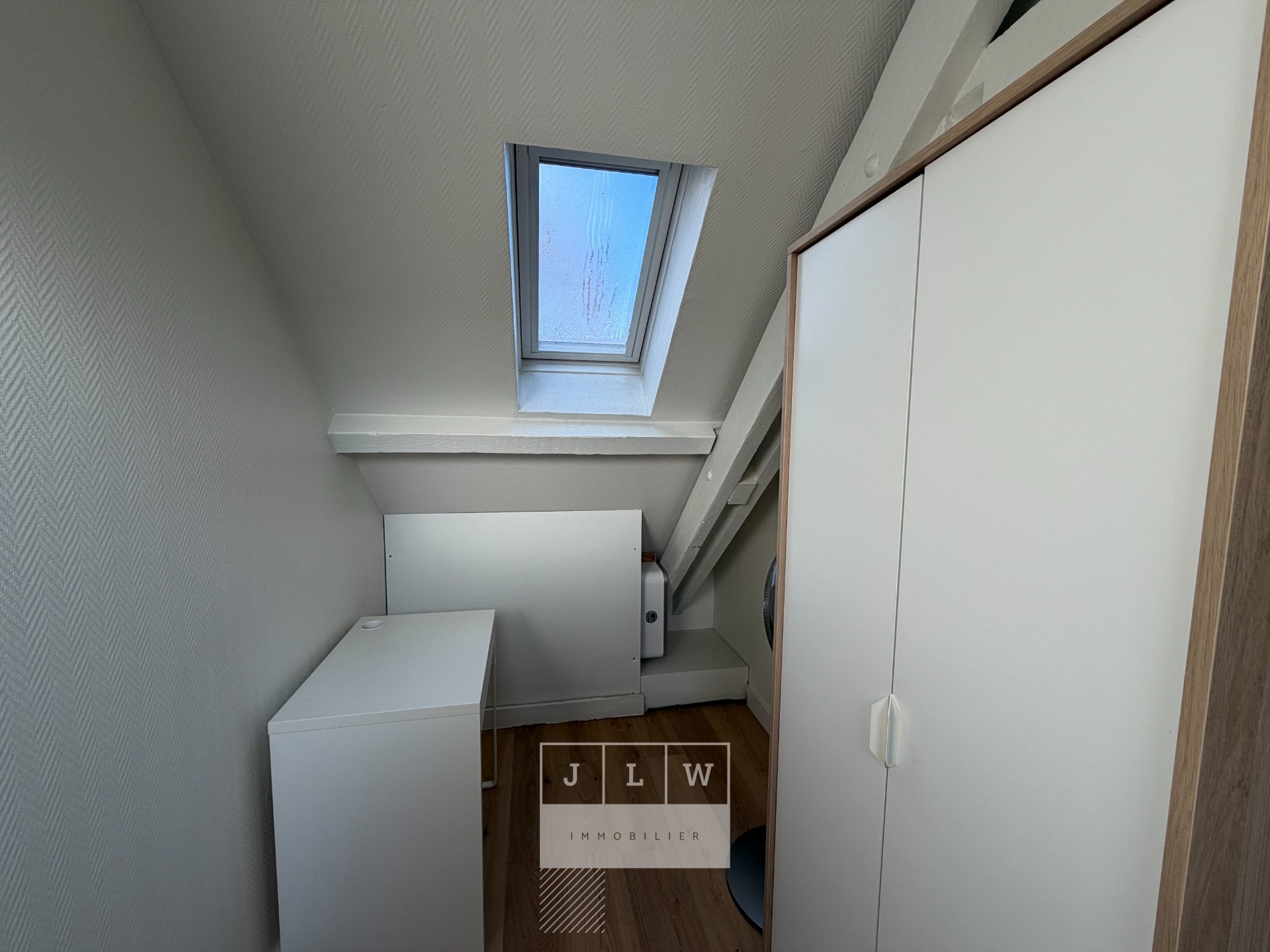 Aslo nb343 vieux lille tres beau type 2 meuble de 30m Photo 3 - JLW Immobilier