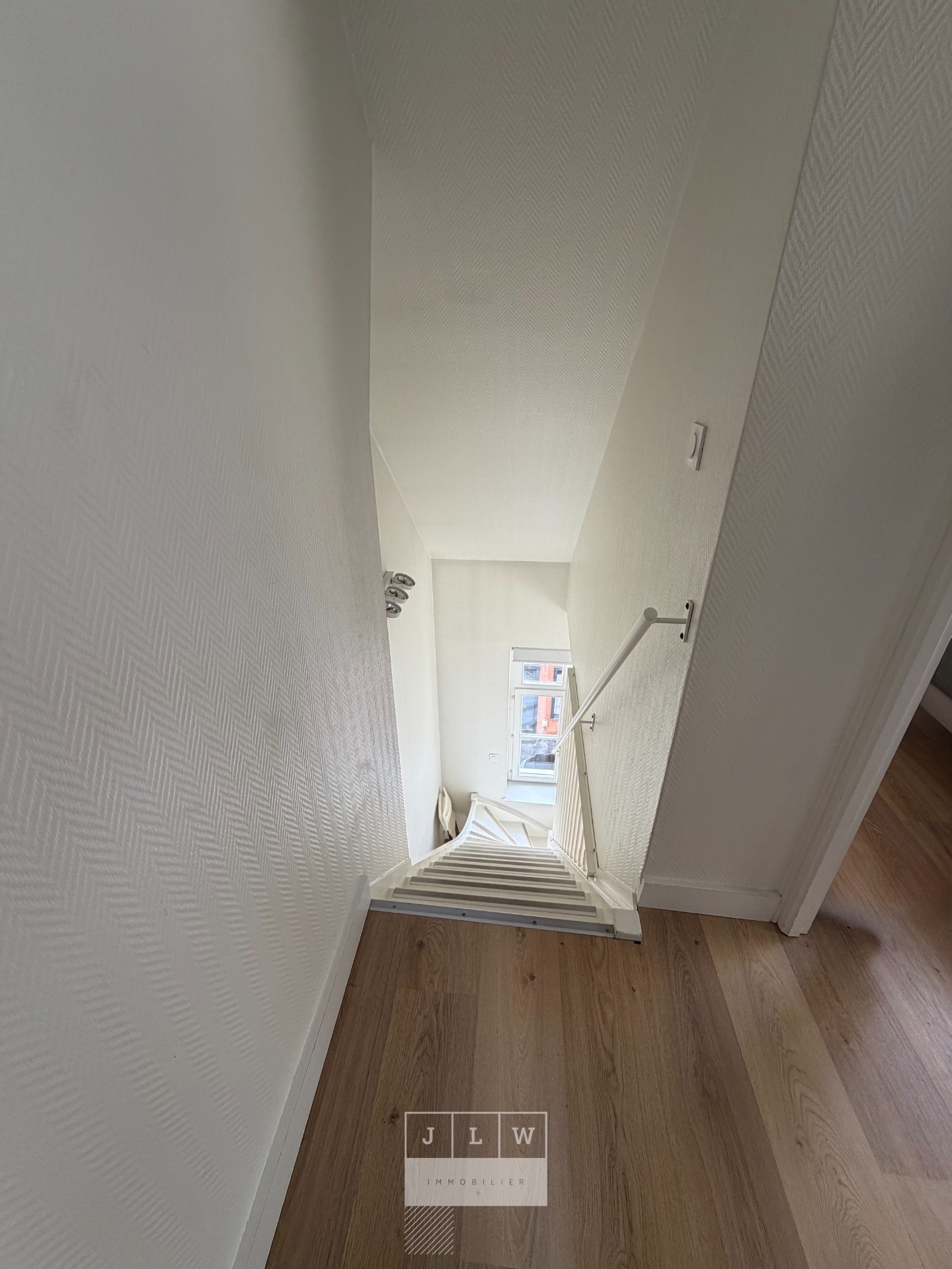 Aslo nb343 vieux lille tres beau type 2 meuble de 30m Photo 9 - JLW Immobilier