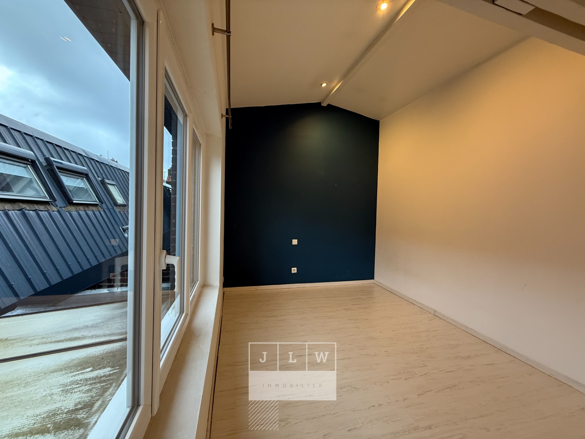 Asmt ll152  lille wazemmes appt 4 ch parking Photo 5 - JLW Immobilier