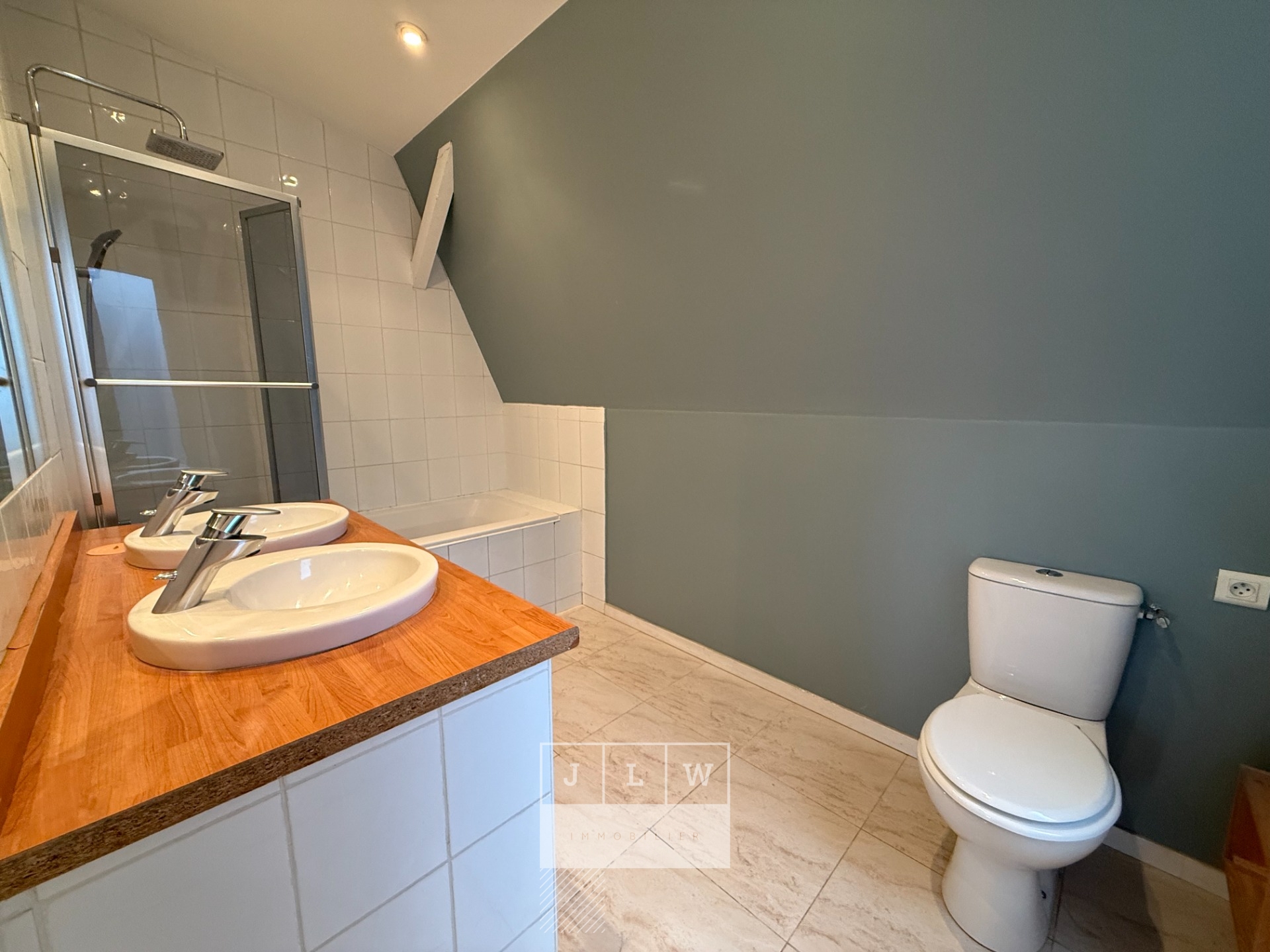 Asmt ll152  lille wazemmes appt 4 ch parking Photo 9 - JLW Immobilier