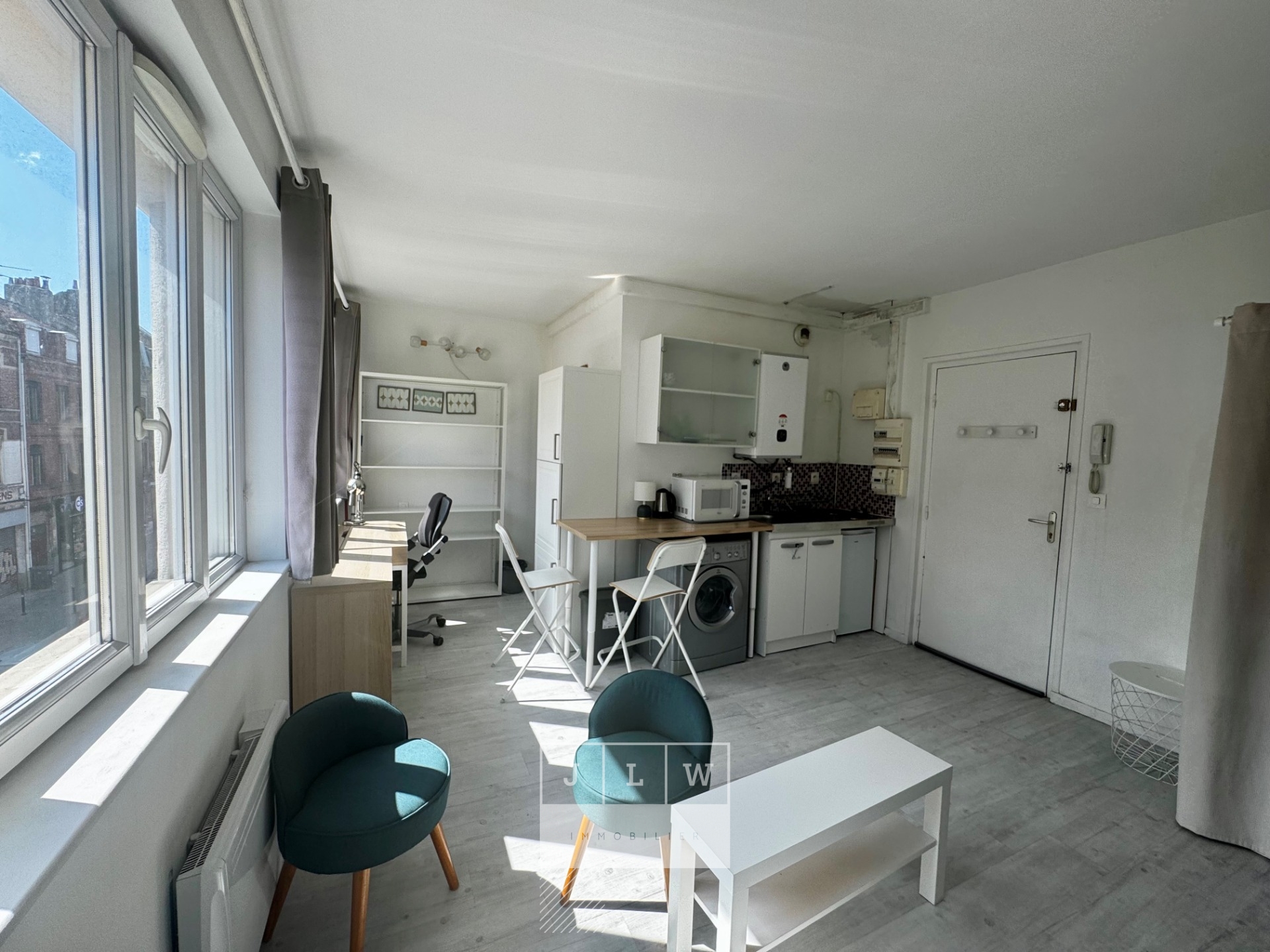 Lille moulins studio de 21m avec parking Photo 1 - JLW Immobilier Lille moulins studio de 21m avec parking Photo 1 - JLW Immobilier
