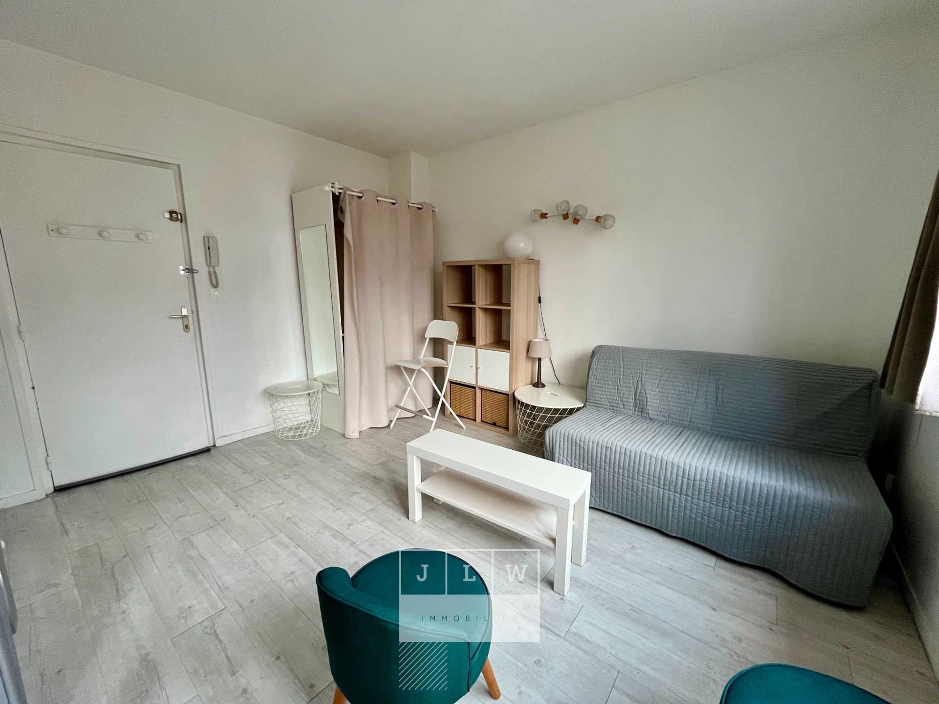 Lille moulins studio de 21m avec parking Photo 2 - JLW Immobilier Lille moulins studio de 21m avec parking Photo 2 - JLW Immobilier