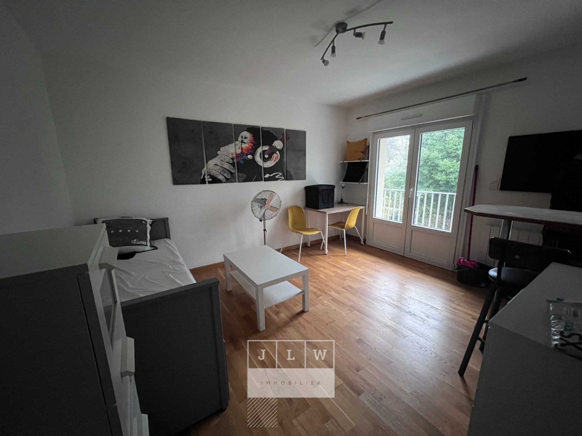 Asot ll152 parc barbieux studio meuble securise Photo 2 - JLW Immobilier Asot ll152 parc barbieux studio meuble securise Photo 2 - JLW Immobilier