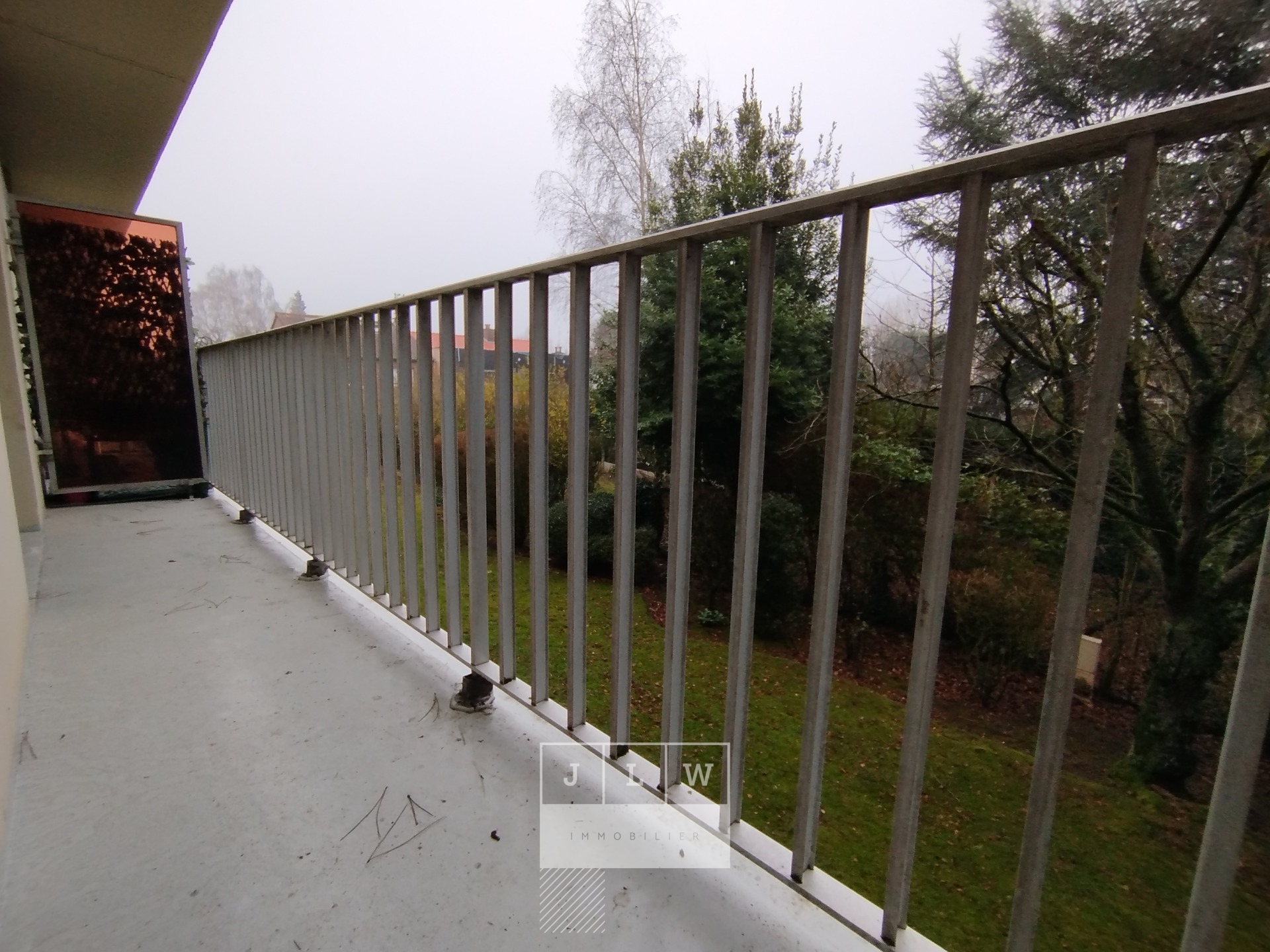 Asot ll152 parc barbieux studio meuble Photo 3 - JLW Immobilier Asot ll152 parc barbieux studio meuble Photo 3 - JLW Immobilier