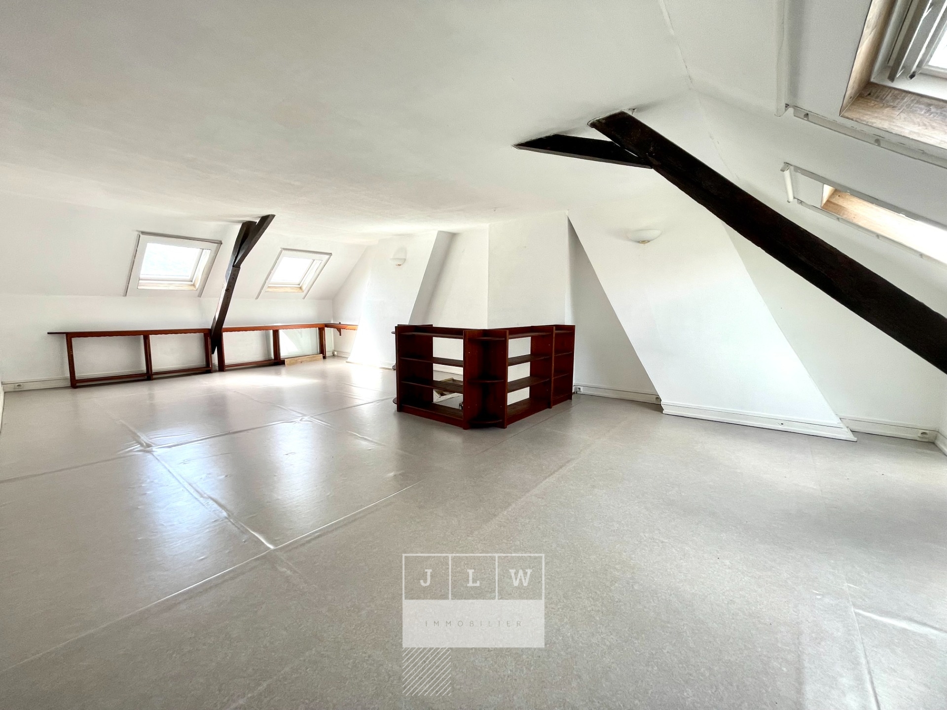 Lille immeuble renover Photo 1 - JLW Immobilier Lille immeuble renover Photo 1 - JLW Immobilier