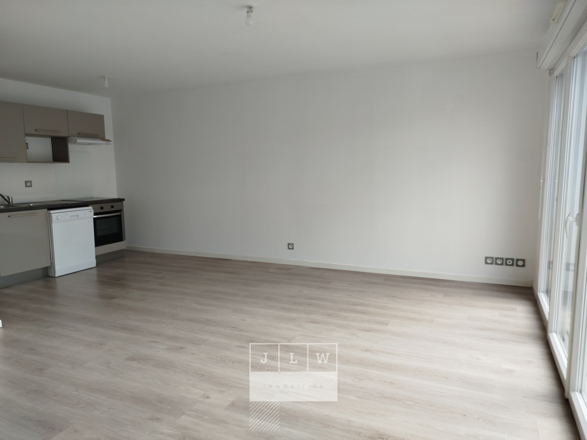 Atap ll152 type 2 non meuble avec balcon et garage Photo 1 - JLW Immobilier