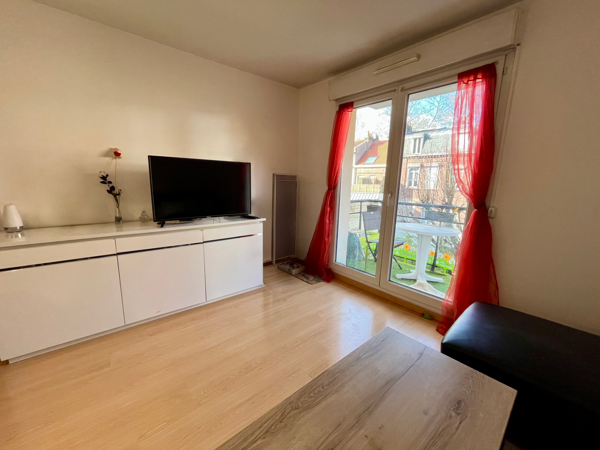 Lille republique appartement de type 2 avec balcon Photo 2 - JLW Immobilier Lille republique appartement de type 2 avec balcon Photo 2 - JLW Immobilier