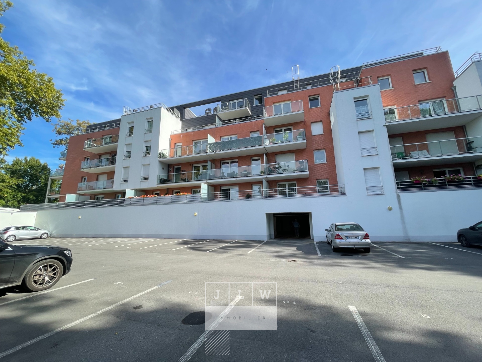 Atgb ll152 bel appartement type2 avec balcon  parking Photo 1 - JLW Immobilier