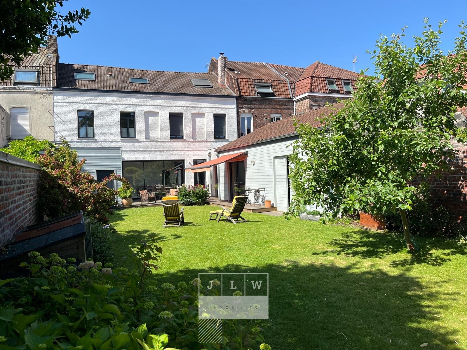 Belle maison familiale au coeur du bourg de marcq en baroeul Photo 1 - JLW Immobilier