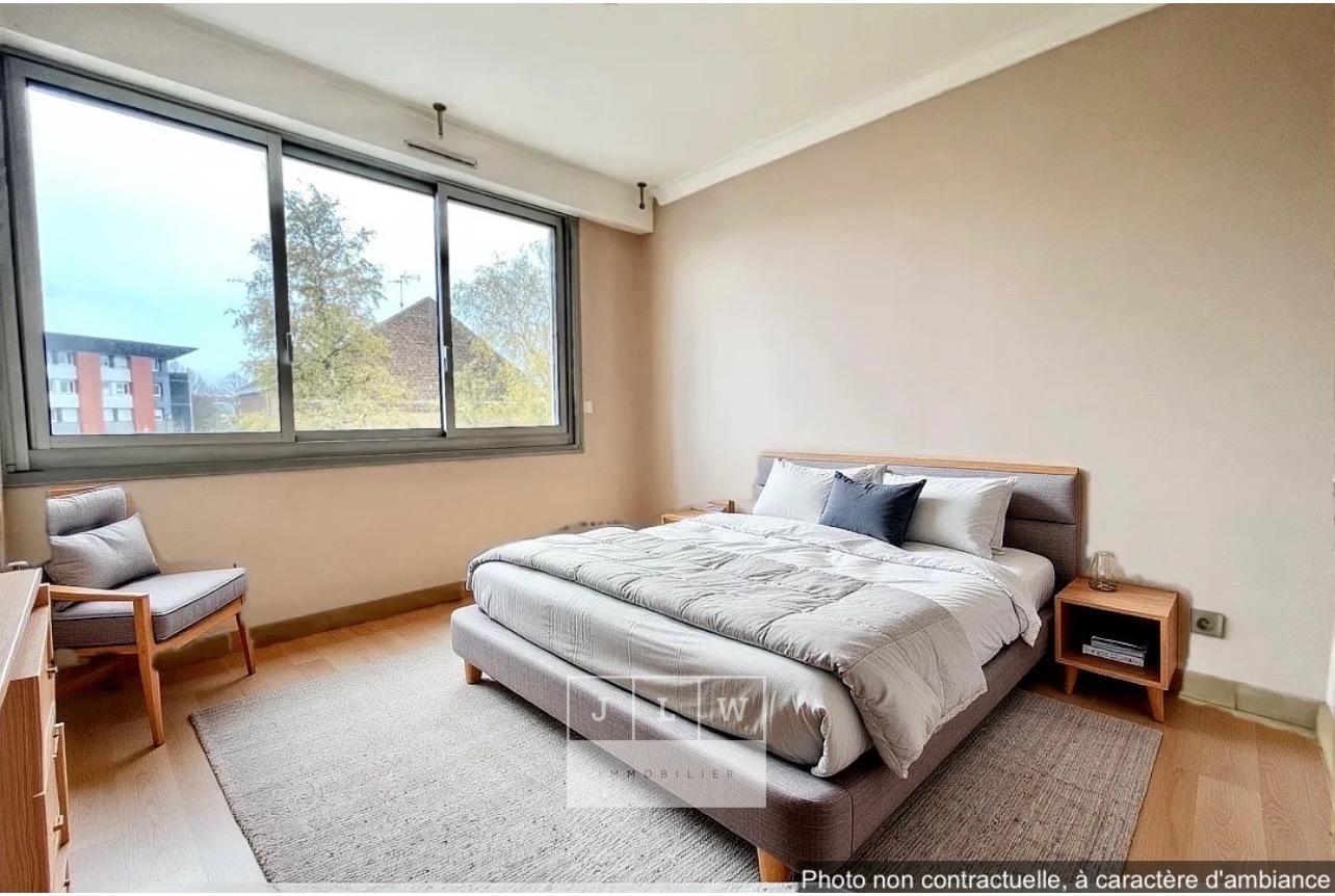 Bel appartement lumineux avec balcon cave et garage Photo 11 - JLW Immobilier