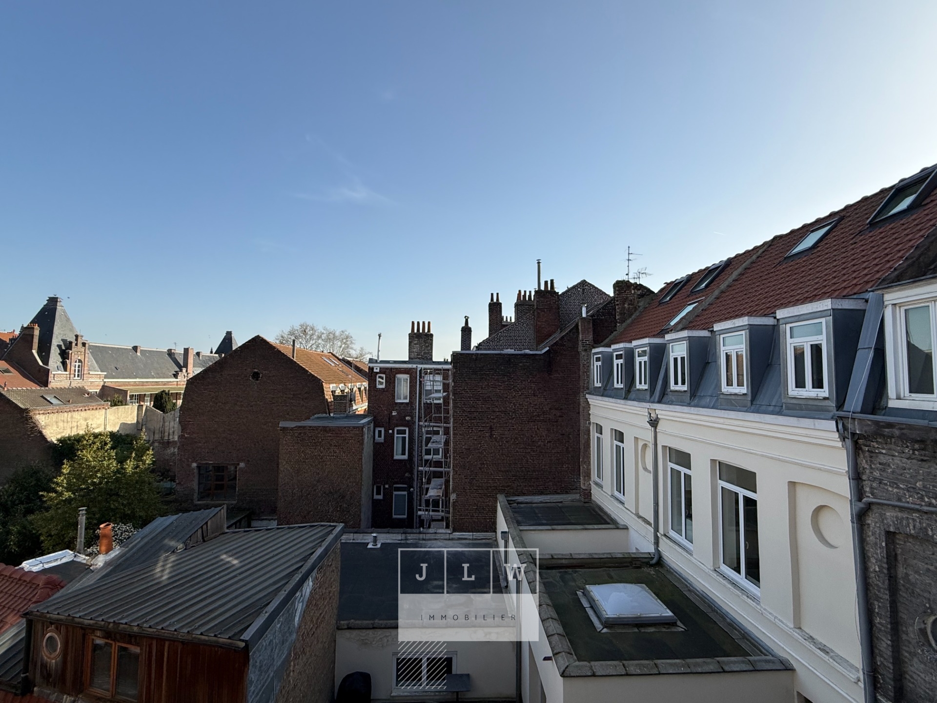 Atjy sr123 t2 meuble 49m2   28m2 de mezzanine renove Photo 8 - JLW Immobilier