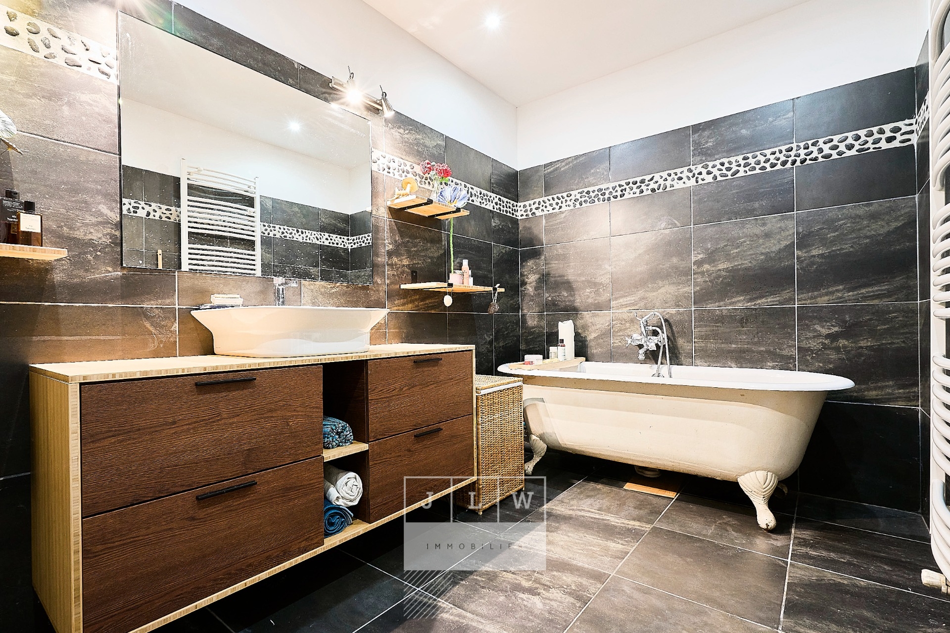 Superbe appartement avec jardin et garage Photo 9 - JLW Immobilier