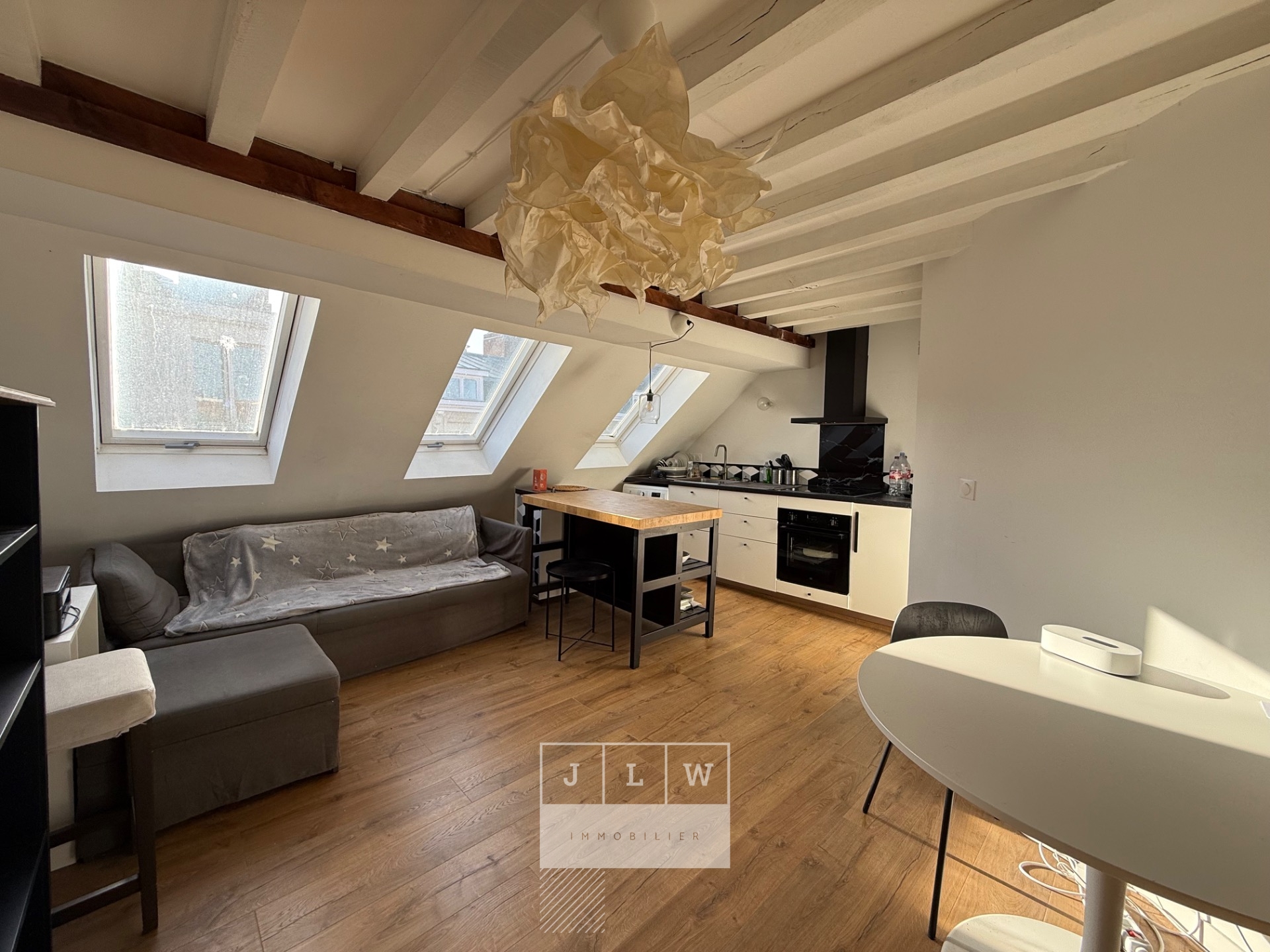 Atoq ll152 magnifique t1bis meuble en duplex   vieux lille Photo 8 - JLW Immobilier