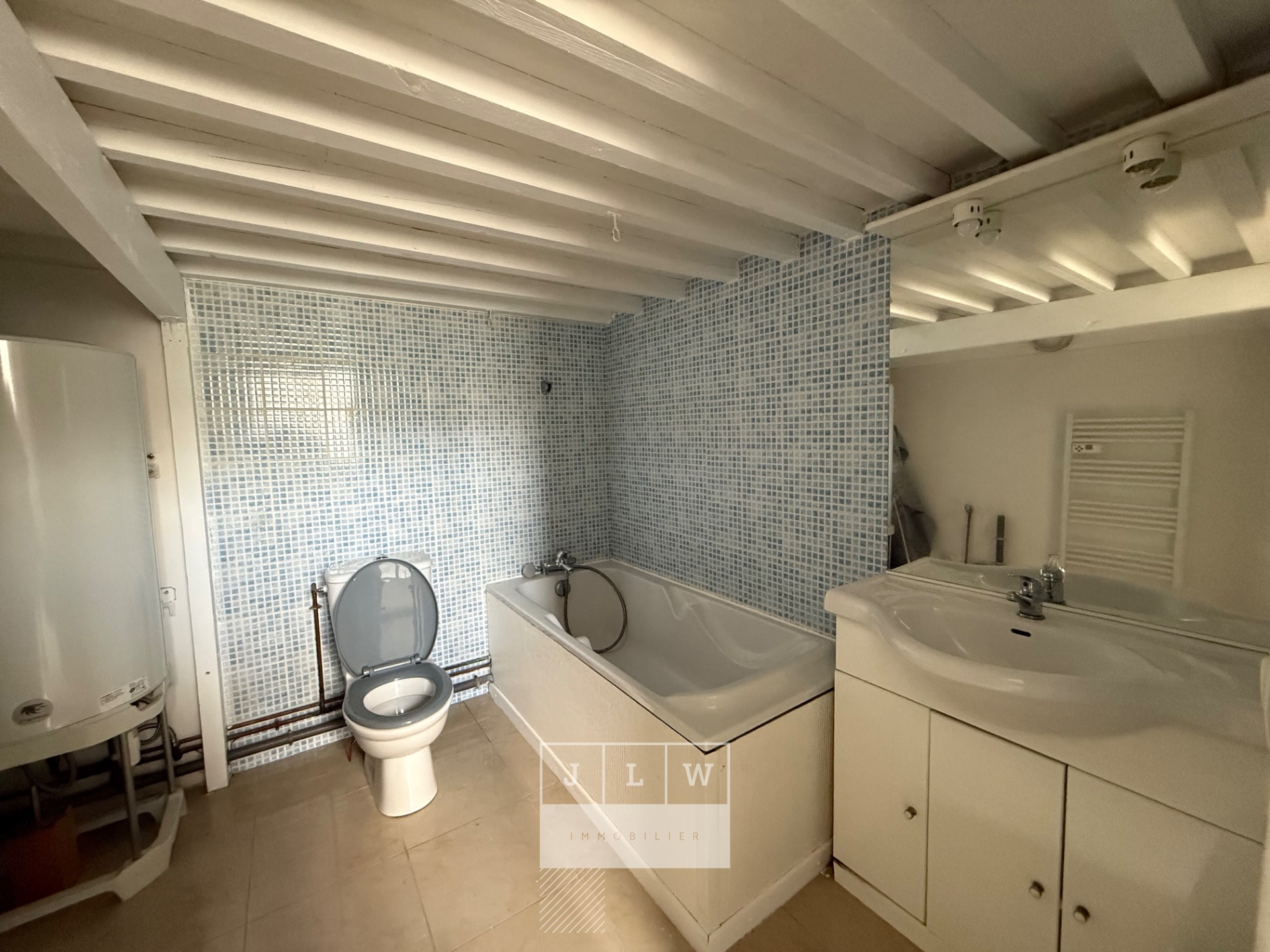 Ref  atrq  ll152 studio avec mezzanine non meublee Photo 5 - JLW Immobilier