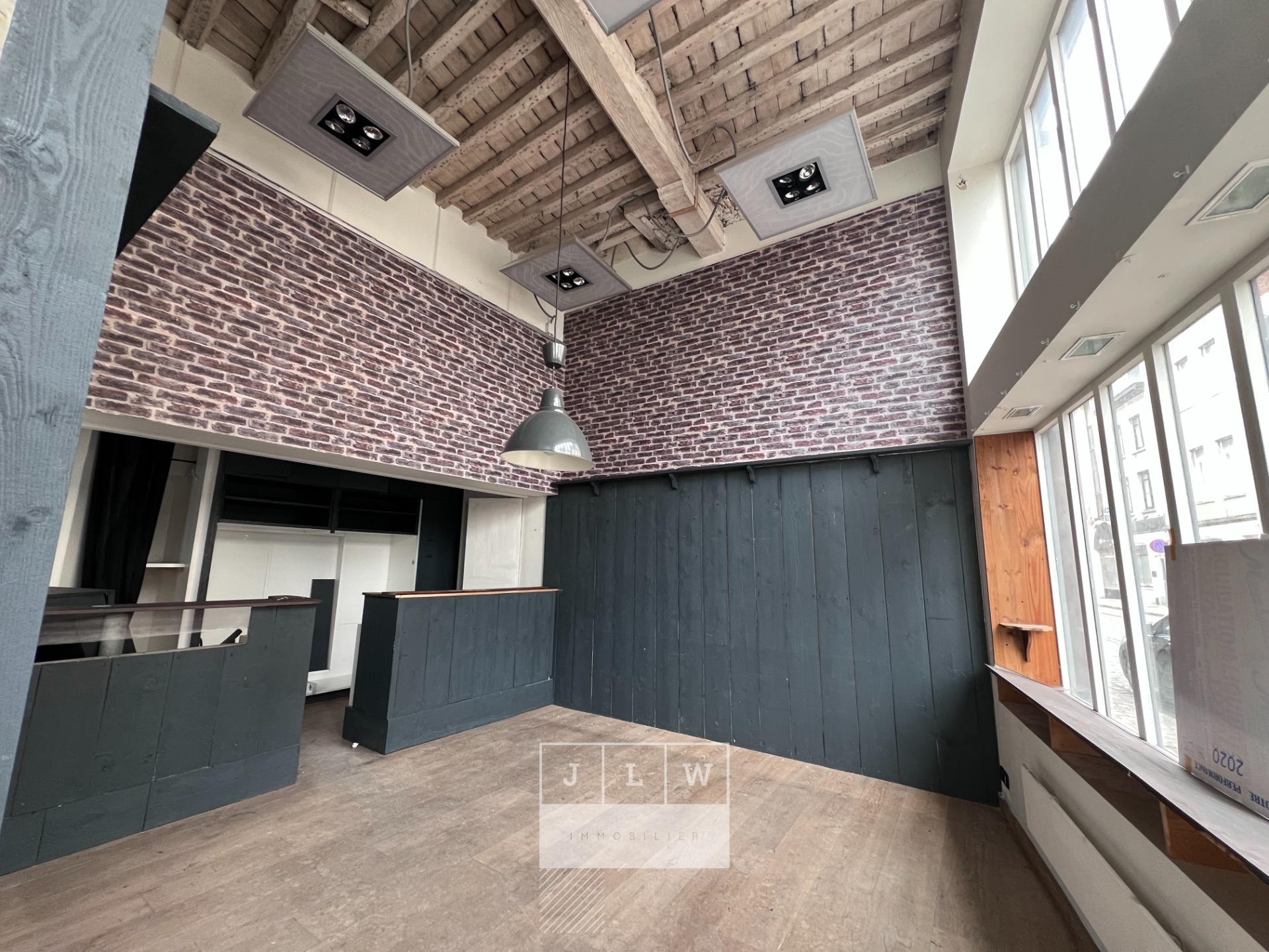 Atyj local commercial vieux lille Photo 1 - JLW Immobilier Atyj local commercial vieux lille Photo 1 - JLW Immobilier