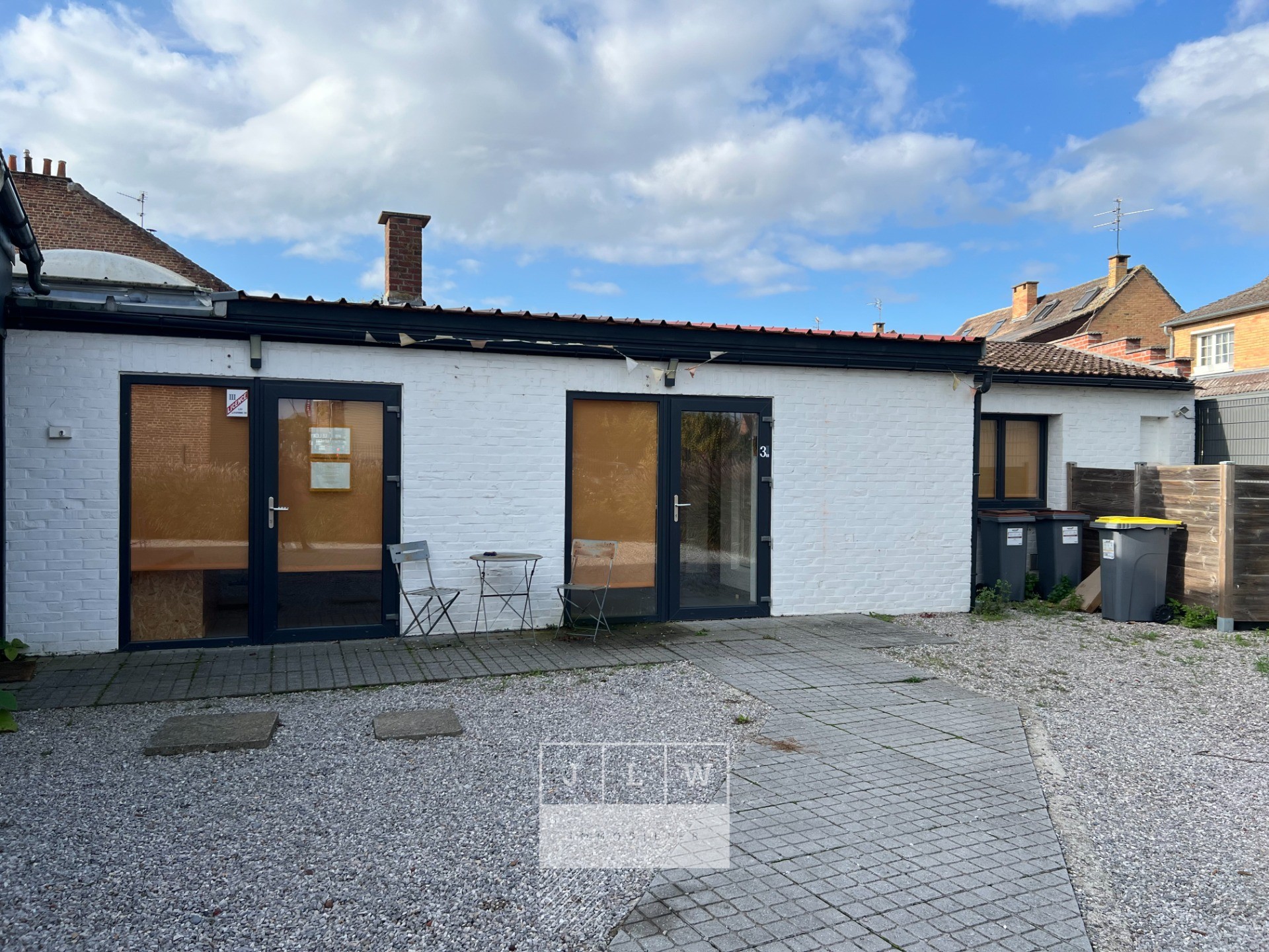 Aubn local commercial Photo 1 - JLW Immobilier Aubn local commercial Photo 1 - JLW Immobilier