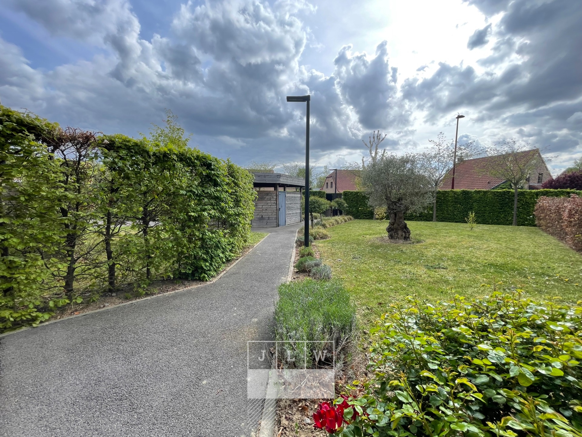 Marcq en baroeul t3 avec balcon et 2 places de parking Photo 8 - JLW Immobilier