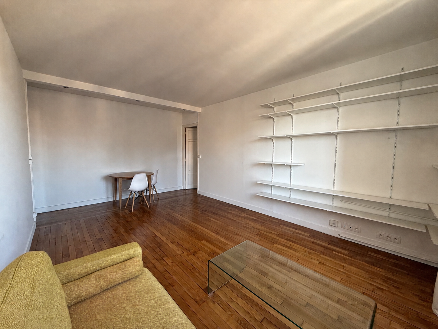 Audz ll152 republique type 2  meuble Photo 6 - JLW Immobilier