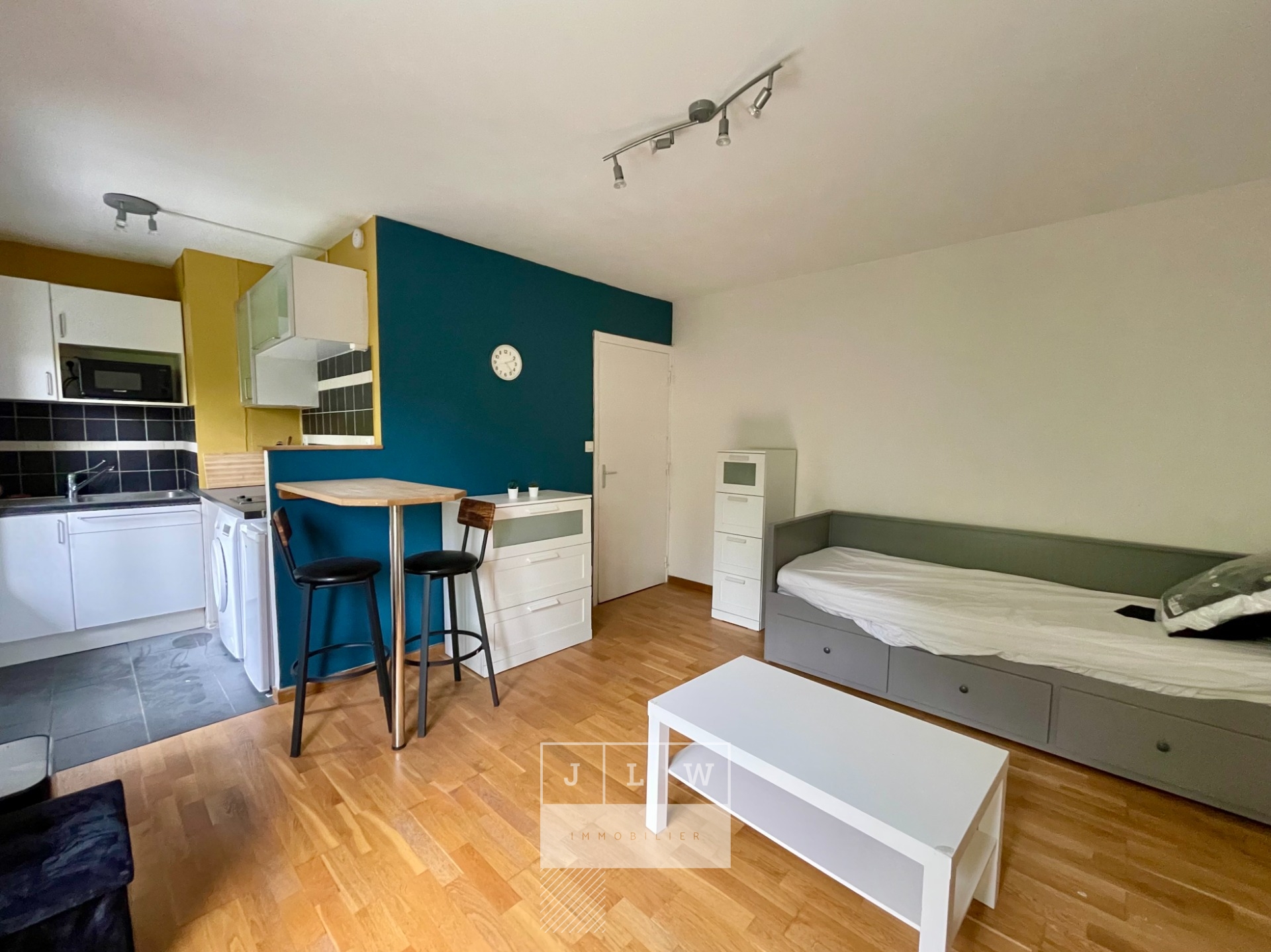Roubaix studio avec exterieur et place de parking Photo 6 - JLW Immobilier Roubaix studio avec exterieur et place de parking Photo 6 - JLW Immobilier