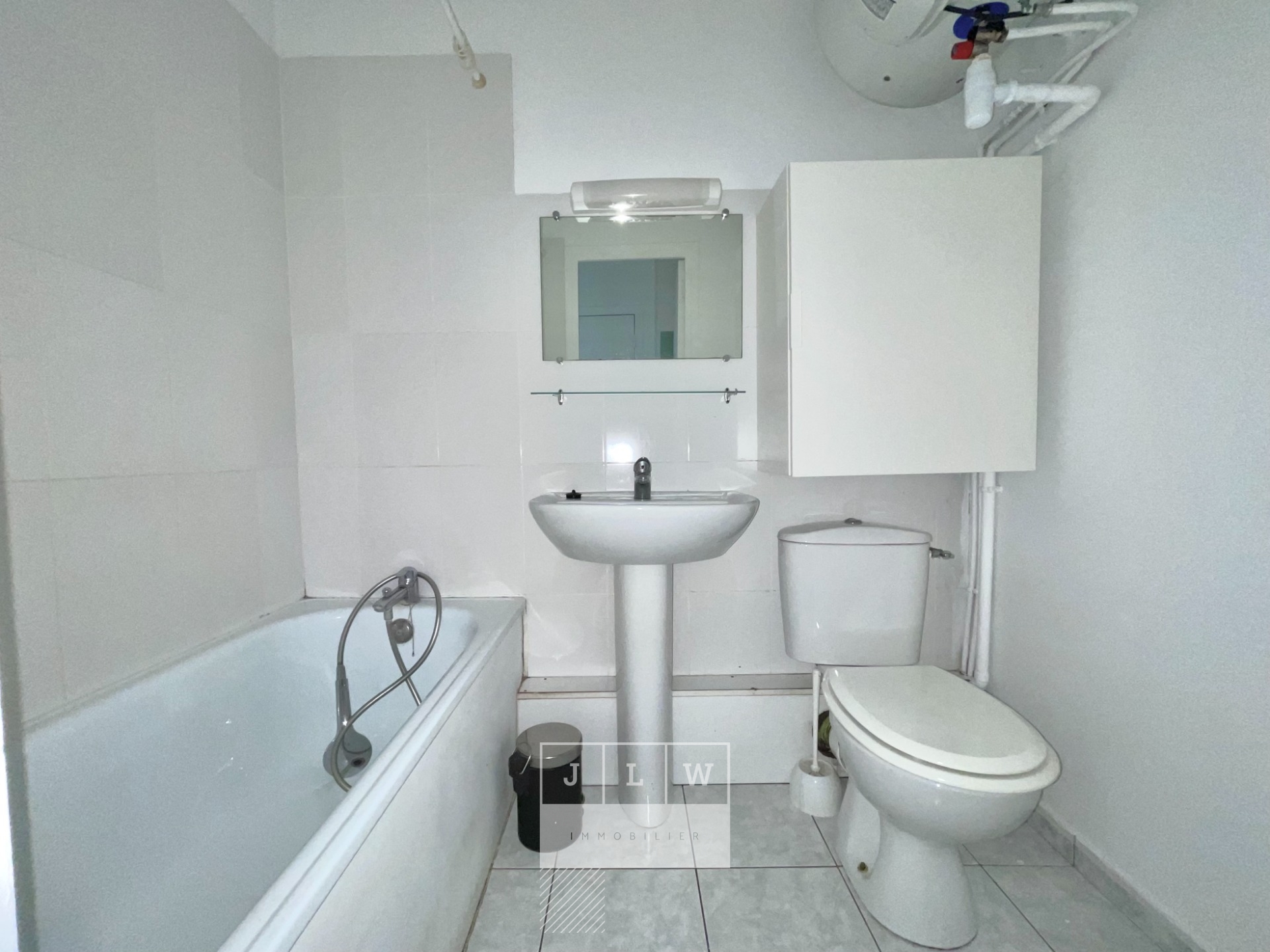 Roubaix studio avec exterieur et place de parking Photo 5 - JLW Immobilier