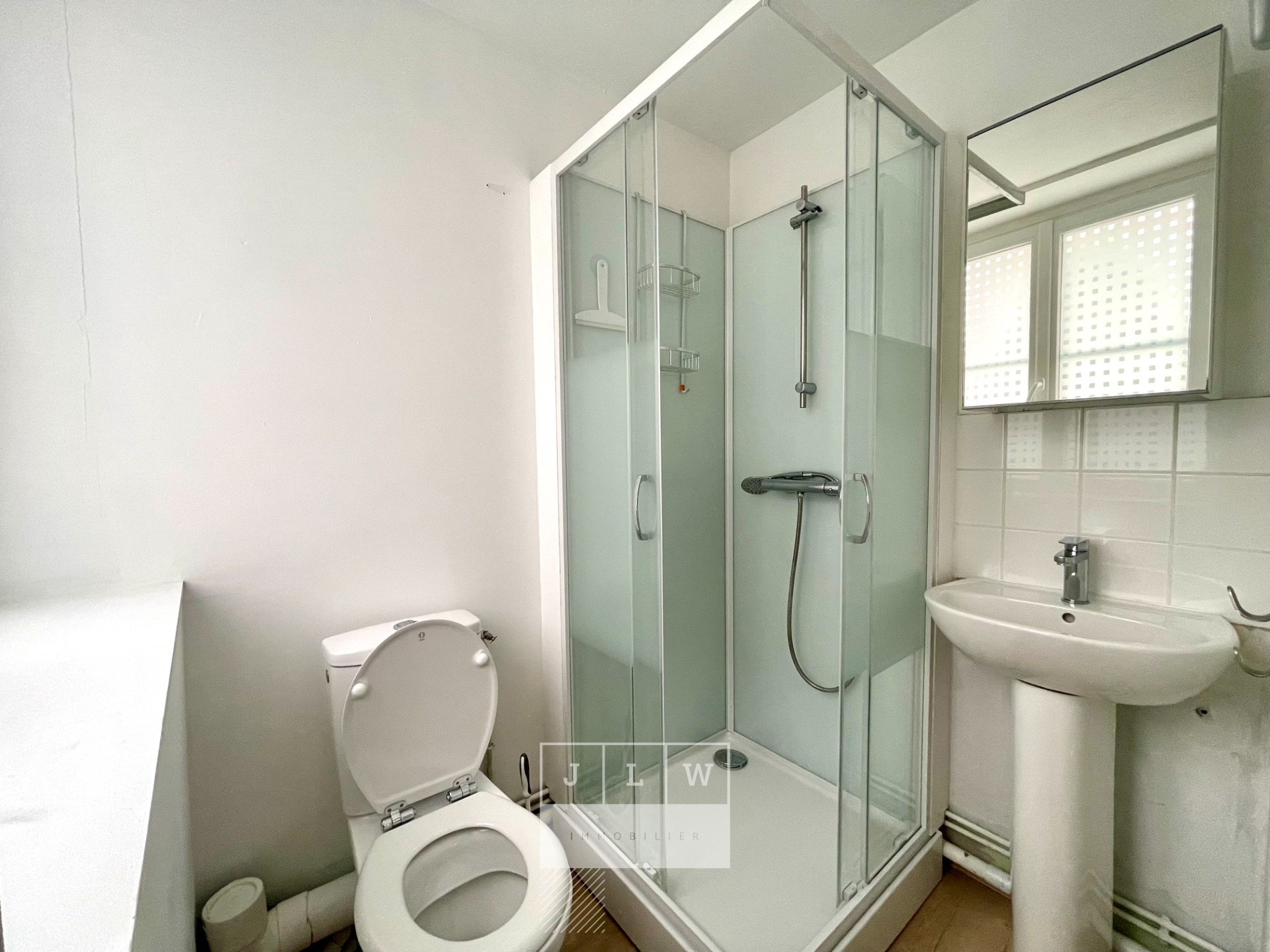 Lille bois blanc studio meuble Photo 3 - JLW Immobilier