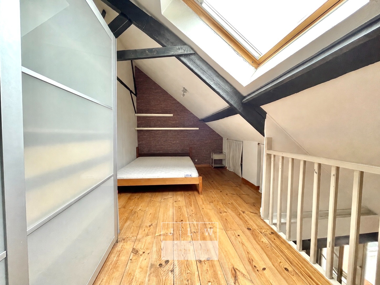 Vieux lille t1 bis en duplex dernier etage Photo 4 - JLW Immobilier Vieux lille t1 bis en duplex dernier etage Photo 4 - JLW Immobilier