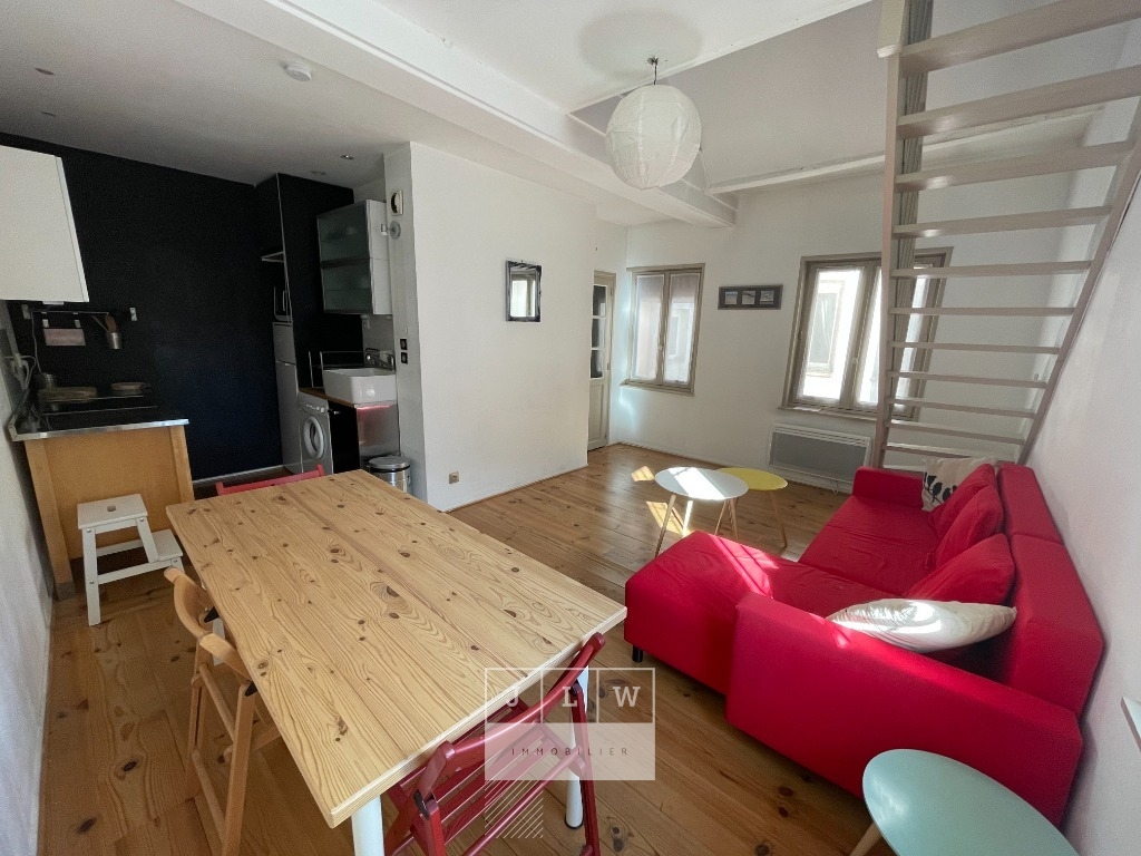 Vieux lille t1 bis en duplex dernier etage Photo 5 - JLW Immobilier Vieux lille t1 bis en duplex dernier etage Photo 5 - JLW Immobilier