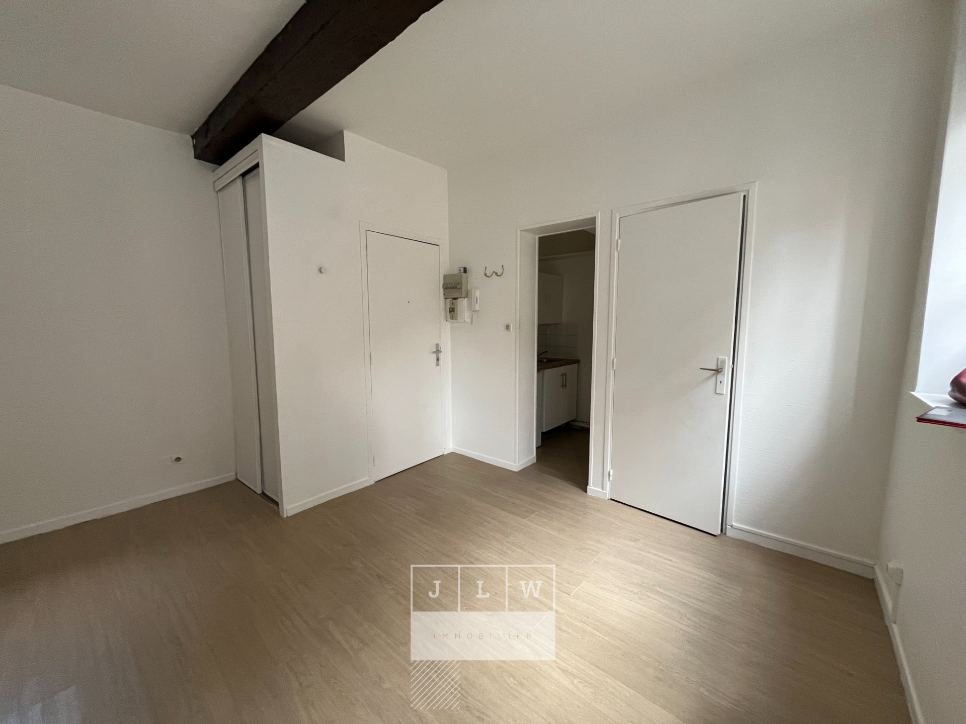 Vieux lille  studio lumineux de 20m Photo 5 - JLW Immobilier