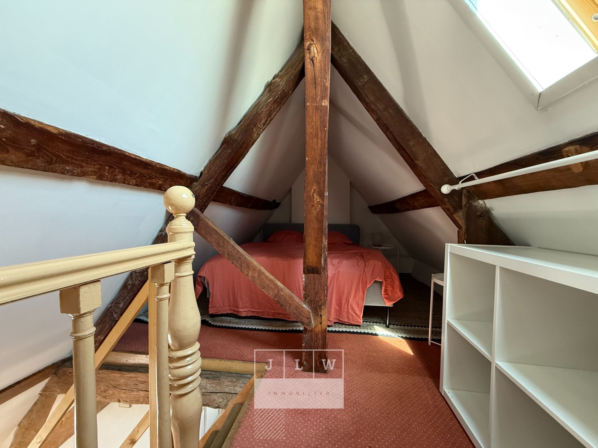 Auqj sr123 t1bis meuble au coeur du vieux lille Photo 2 - JLW Immobilier Auqj sr123 t1bis meuble au coeur du vieux lille Photo 2 - JLW Immobilier