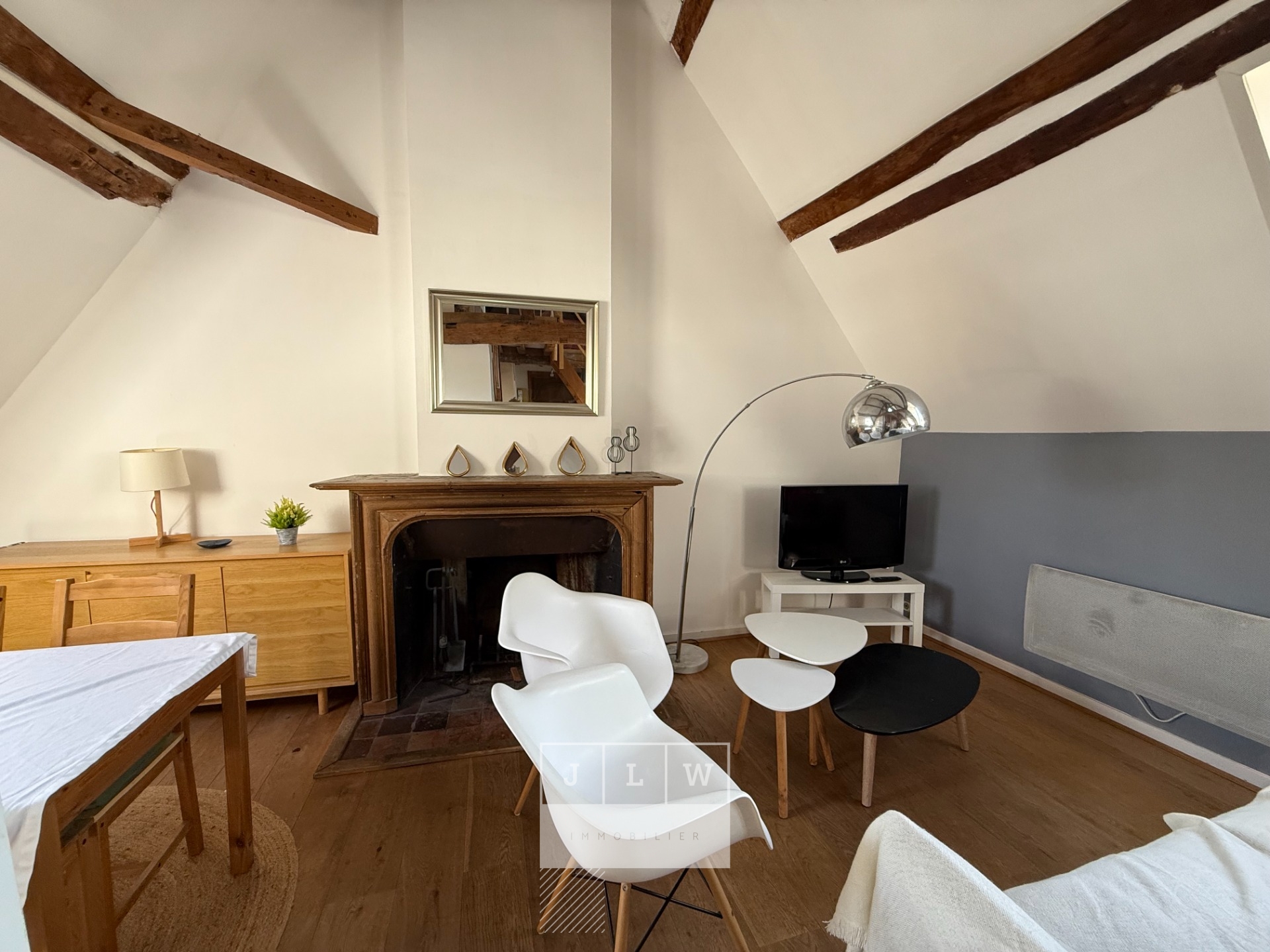Auqj sr123 t1bis meuble au coeur du vieux lille Photo 6 - JLW Immobilier Auqj sr123 t1bis meuble au coeur du vieux lille Photo 6 - JLW Immobilier