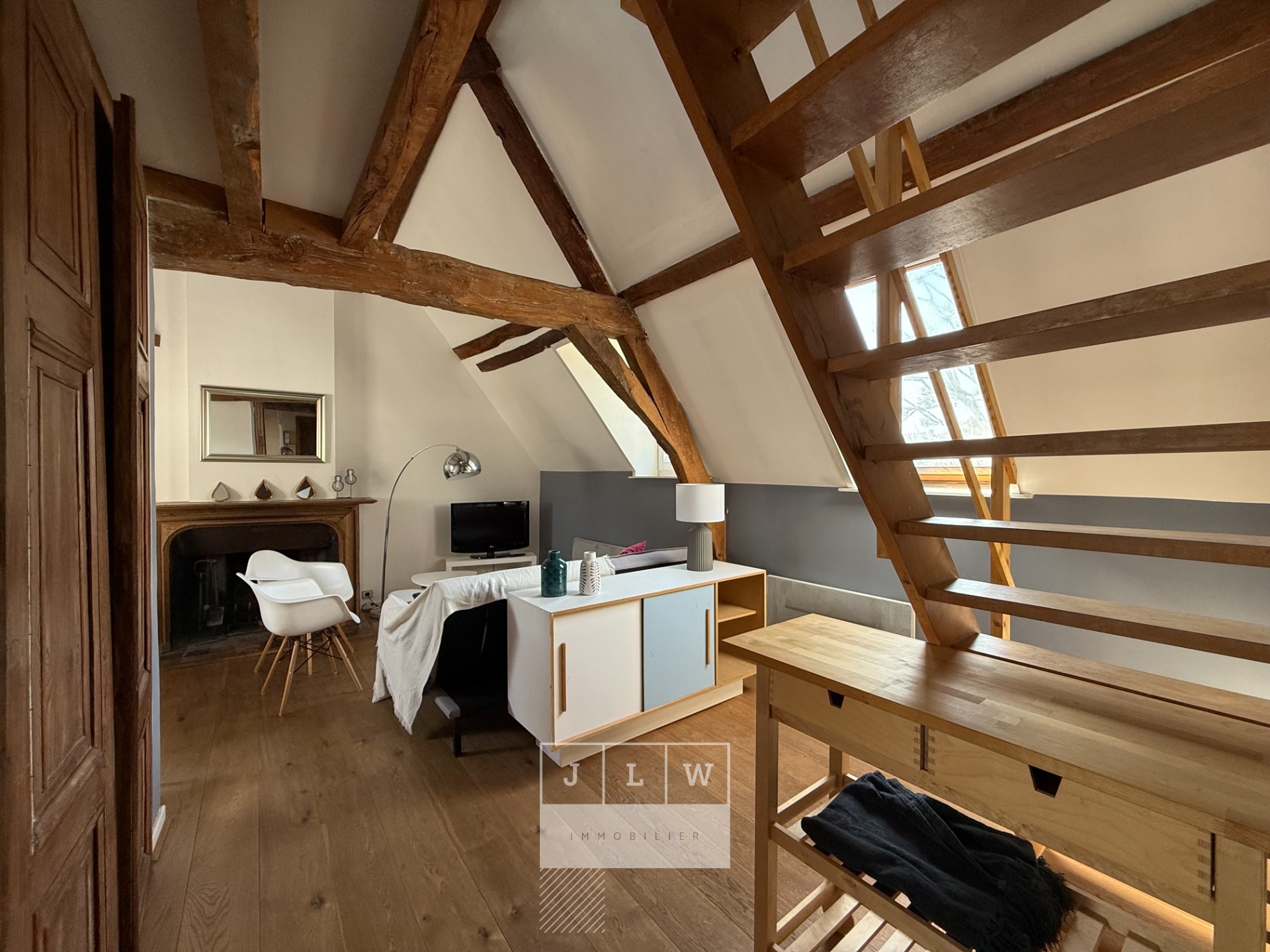 Auqj sr123 t1bis meuble au coeur du vieux lille Photo 7 - JLW Immobilier Auqj sr123 t1bis meuble au coeur du vieux lille Photo 7 - JLW Immobilier