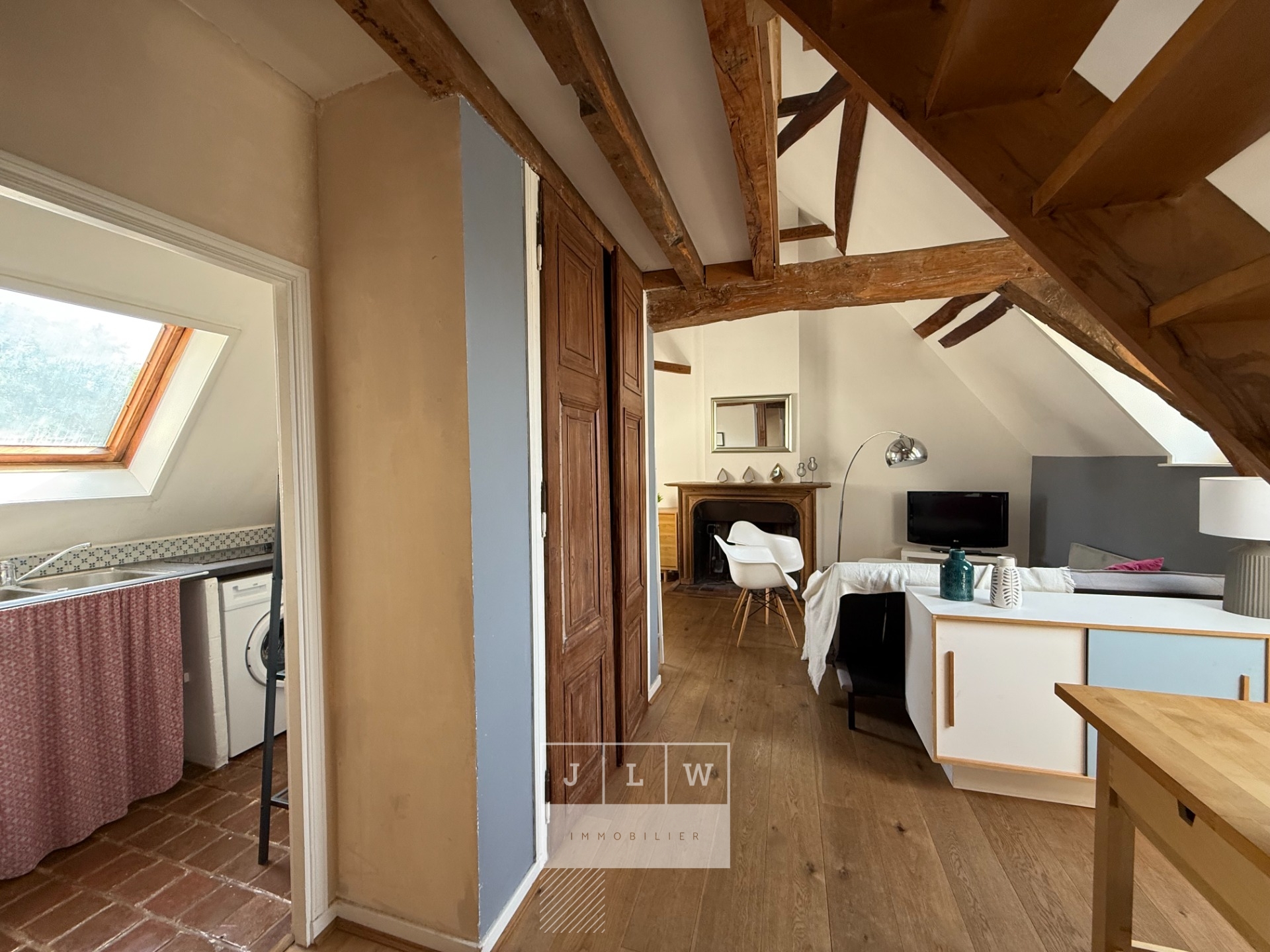 Auqj sr123 t1bis meuble au coeur du vieux lille Photo 9 - JLW Immobilier Auqj sr123 t1bis meuble au coeur du vieux lille Photo 9 - JLW Immobilier