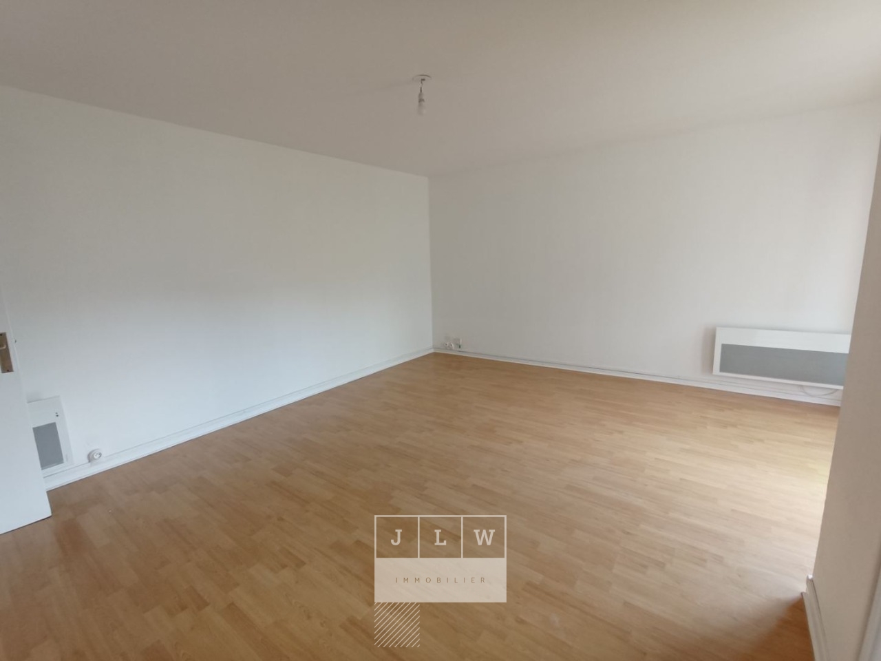 Auwx lille saint maurice appt 3 pieces de 63m avec garage Photo 1 - JLW Immobilier