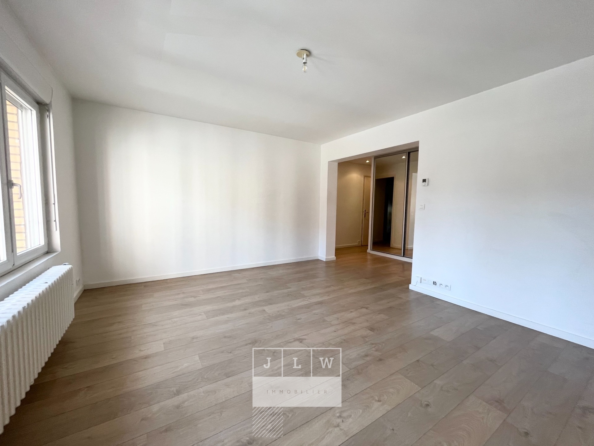 Appartement renove t4 avec garage et balcon Photo 2 - JLW Immobilier