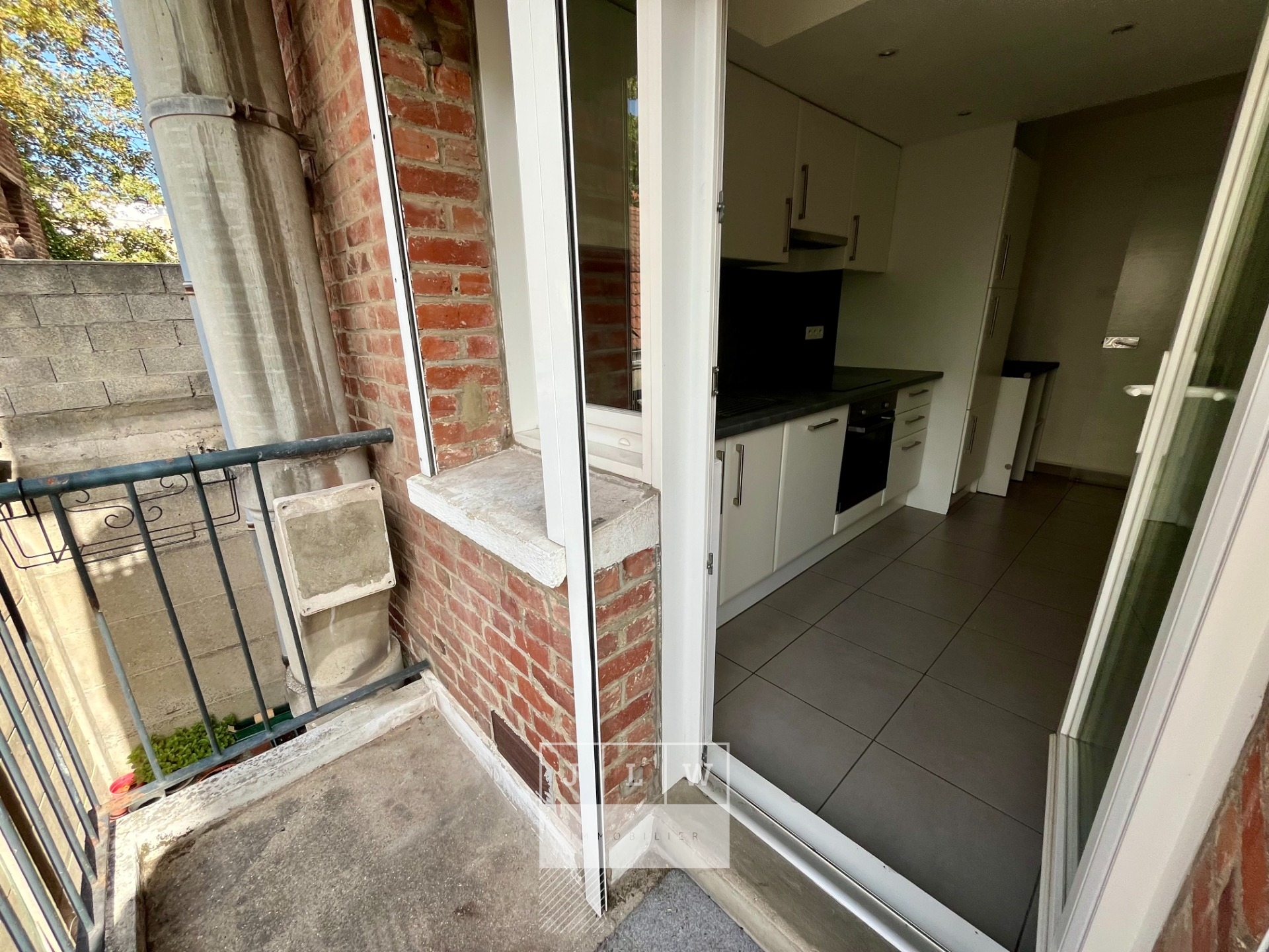 Appartement renove t4 avec garage et balcon Photo 7 - JLW Immobilier Appartement renove t4 avec garage et balcon Photo 7 - JLW Immobilier