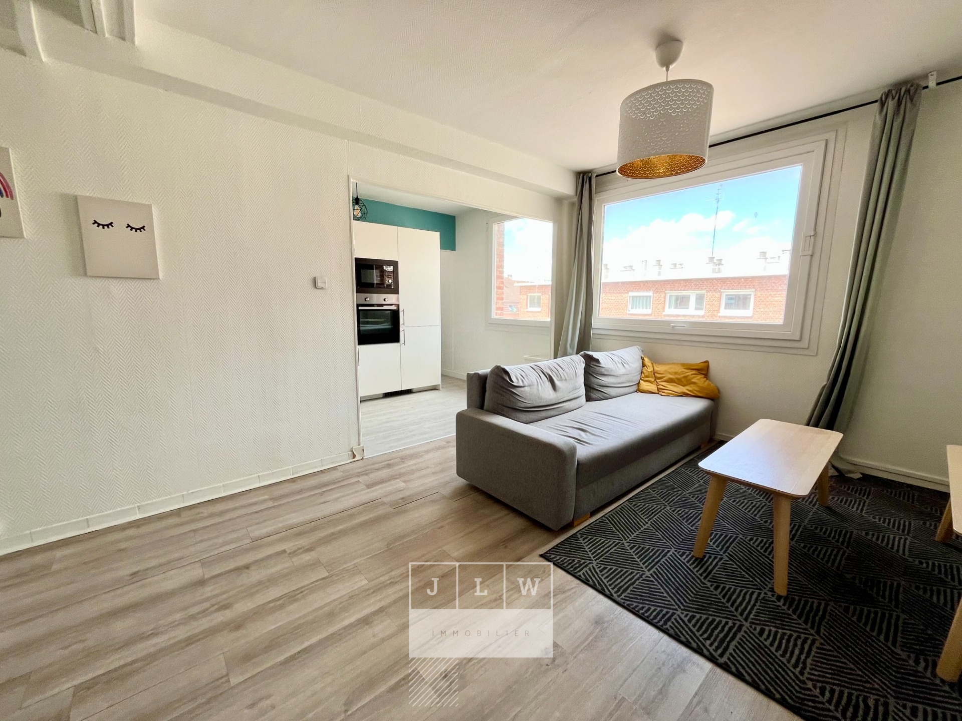 Lille vauban appartement t5 meuble de 90m Photo 3 - JLW Immobilier Lille vauban appartement t5 meuble de 90m Photo 3 - JLW Immobilier