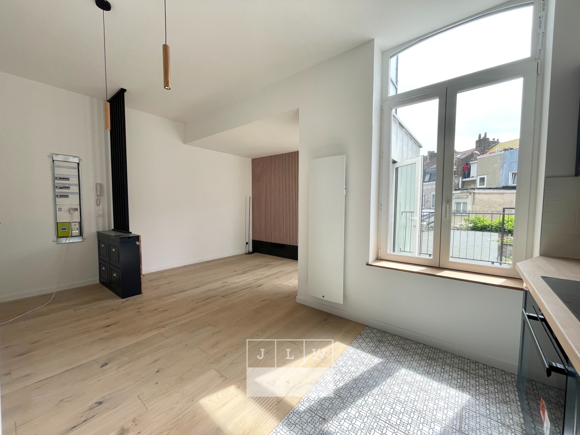 Lille saint michel appartement t3 renove Photo 1 - JLW Immobilier Lille saint michel appartement t3 renove Photo 1 - JLW Immobilier