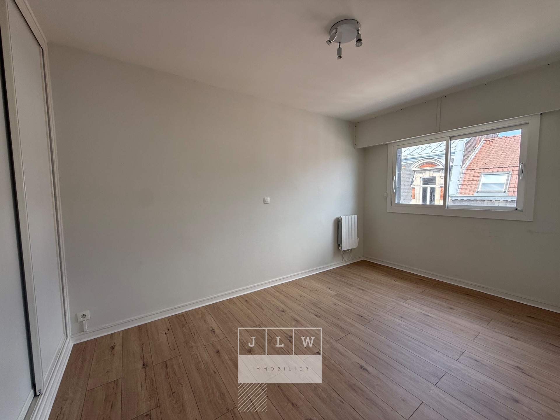 Avam  ll152 magnifique t3 non meuble  100m  avec terrasse Photo 10 - JLW Immobilier