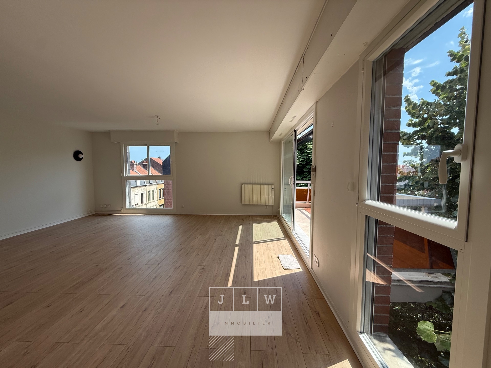 Avam  ll152 magnifique t3 non meuble  100m  avec terrasse Photo 11 - JLW Immobilier