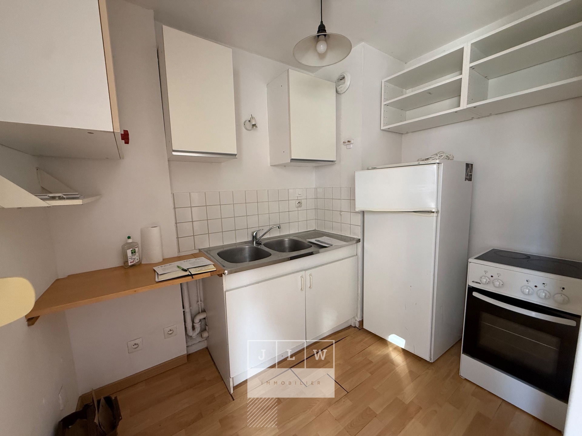 Avdh ll152 rue de brigode type 1 balcon parking Photo 2 - JLW Immobilier Avdh ll152 rue de brigode type 1 balcon parking Photo 2 - JLW Immobilier