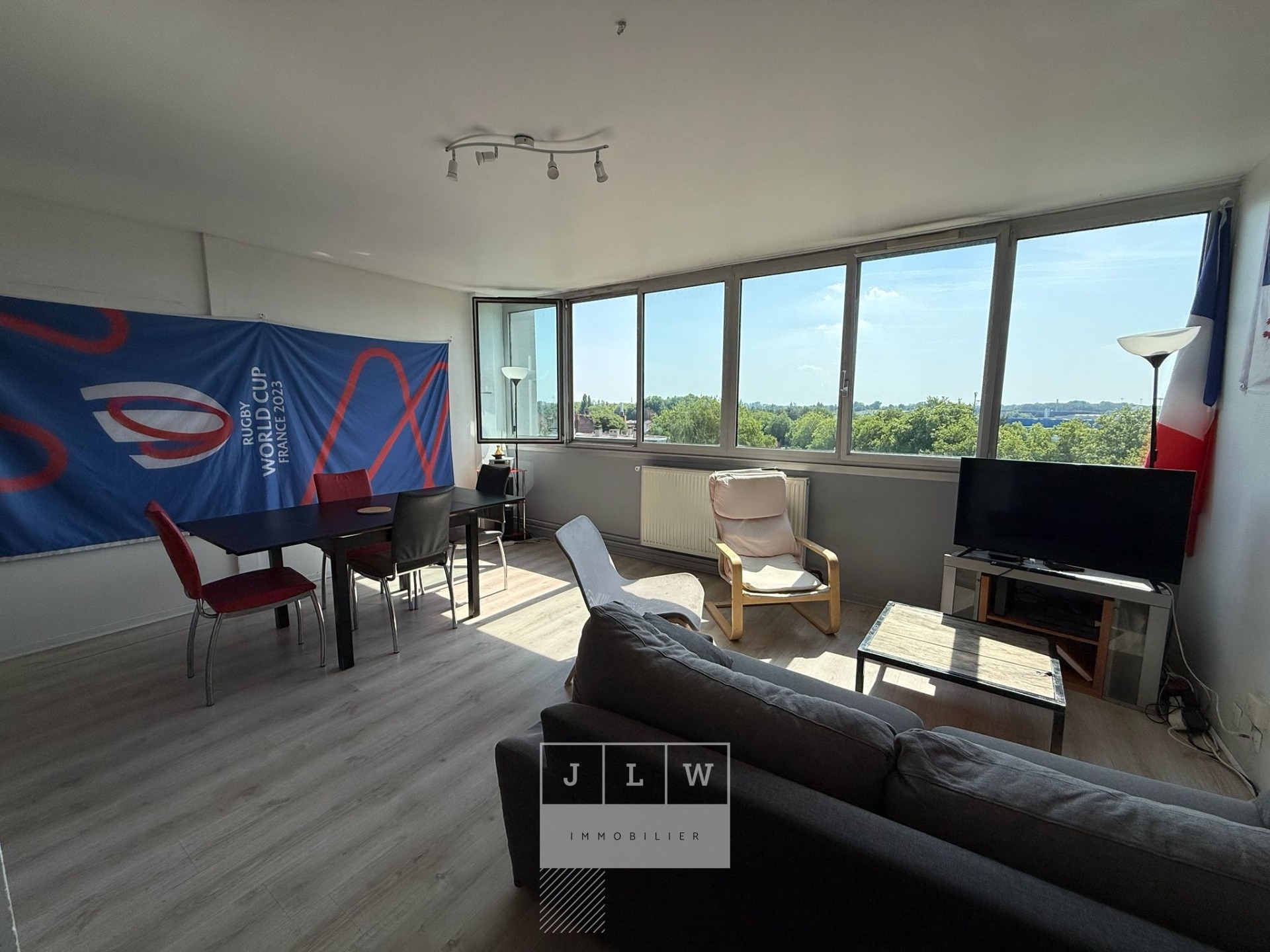 Avdx ll152 rue bonte pollet t5 meuble Photo 1 - JLW Immobilier Avdx ll152 rue bonte pollet t5 meuble Photo 1 - JLW Immobilier