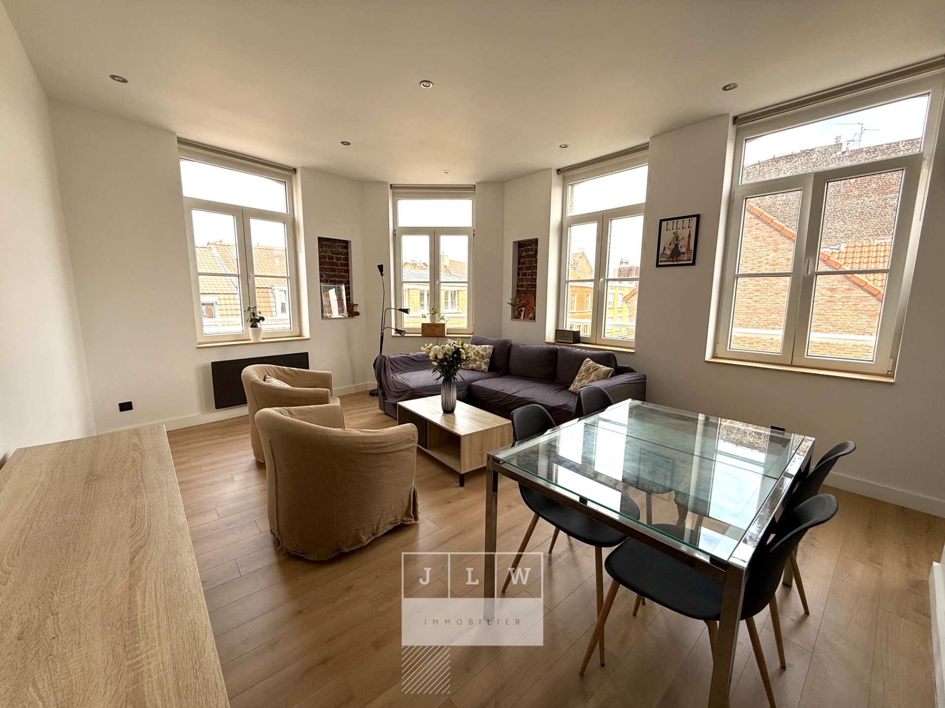 Avgu sr 123 magnifique t2 bis de 65m2 gambetta Photo 2 - JLW Immobilier Avgu sr 123 magnifique t2 bis de 65m2 gambetta Photo 2 - JLW Immobilier